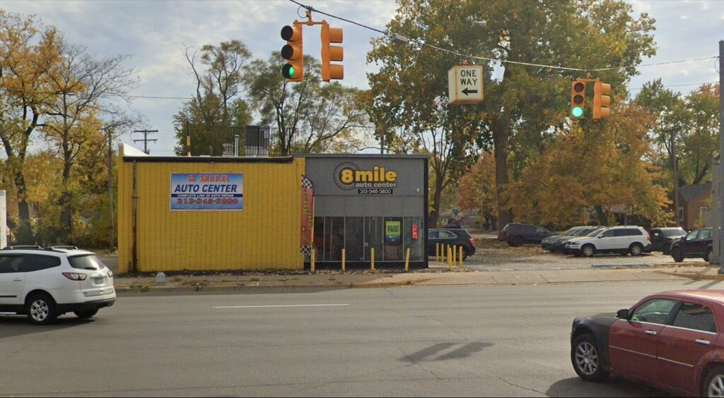 8 Mile Auto Center-Brakes & Mufflers | Detroit, MI 48221