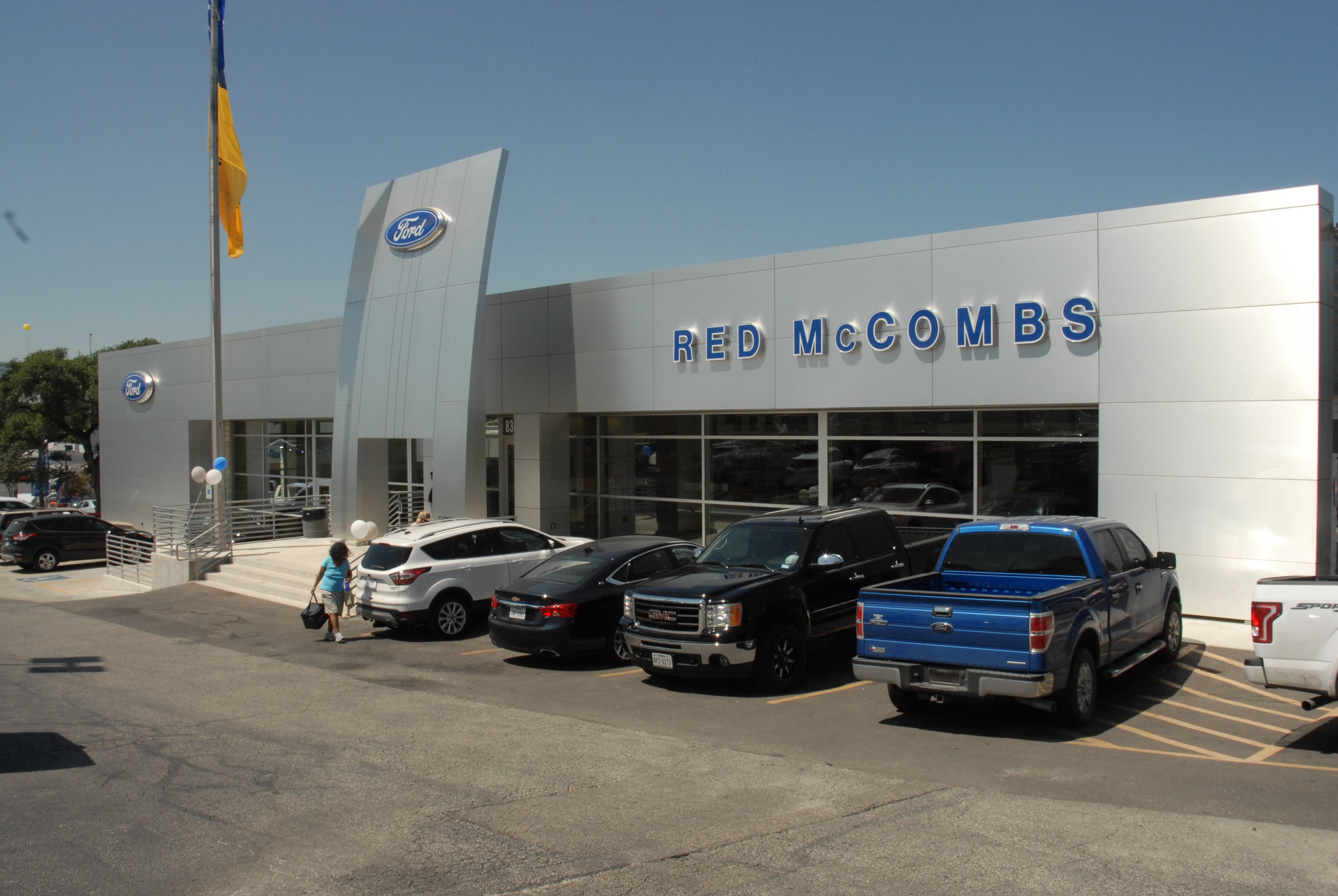 Red McCombs Ford in San Antonio, TX 78230