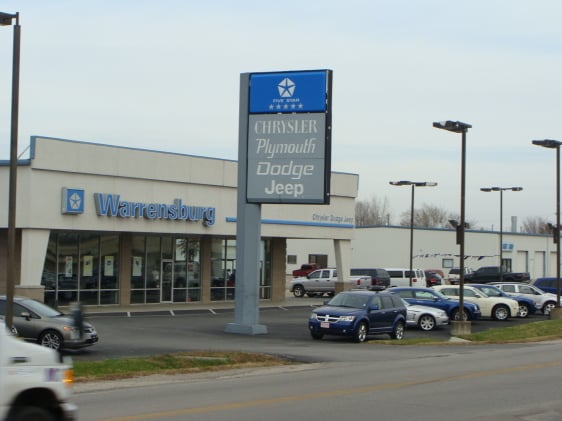 Warrensburg Chrysler Dodge Jeep in Warrensburg, MO 64093