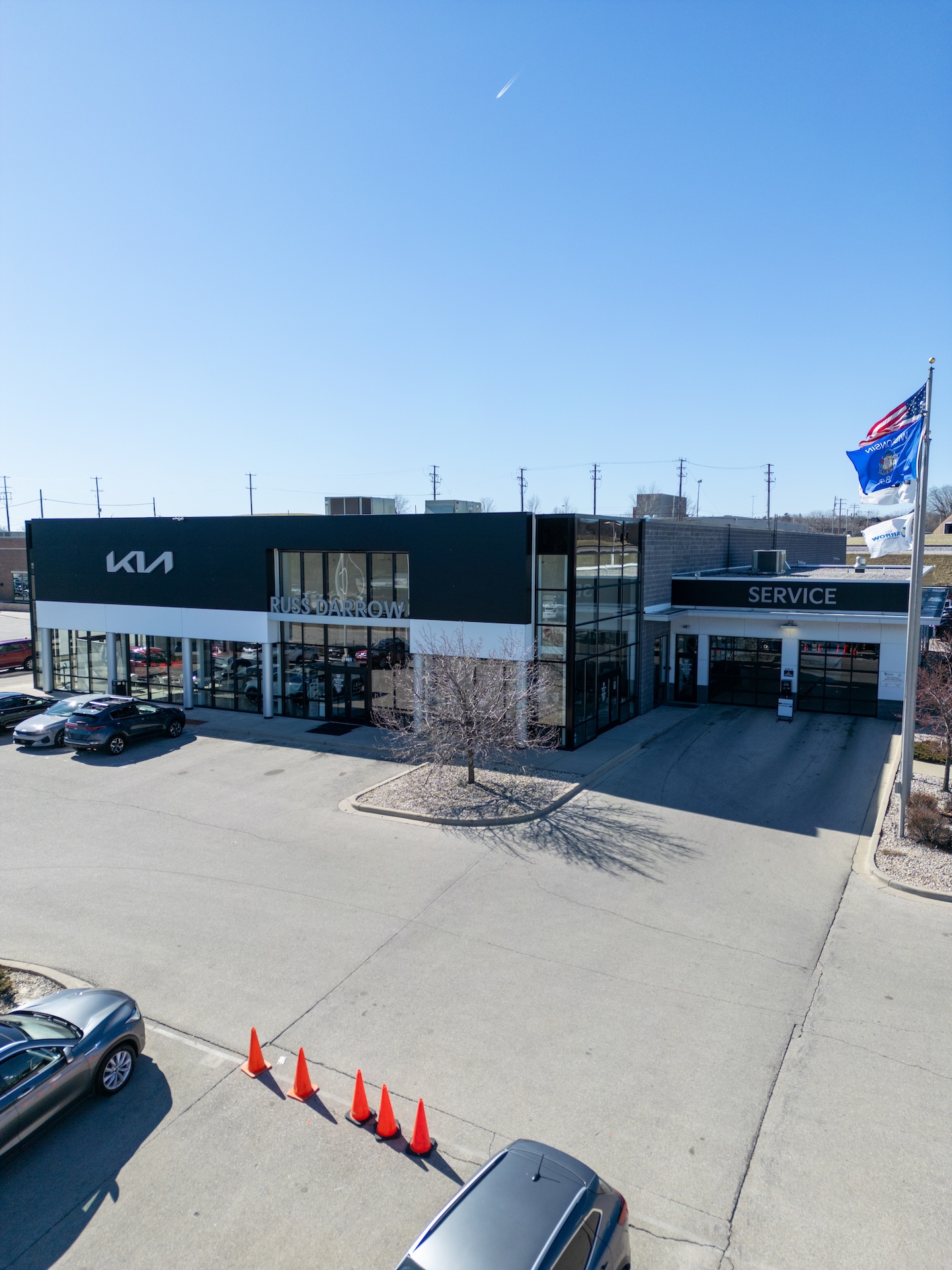 Russ Darrow KIA Wauwatosa in Wauwatosa, WI 53226