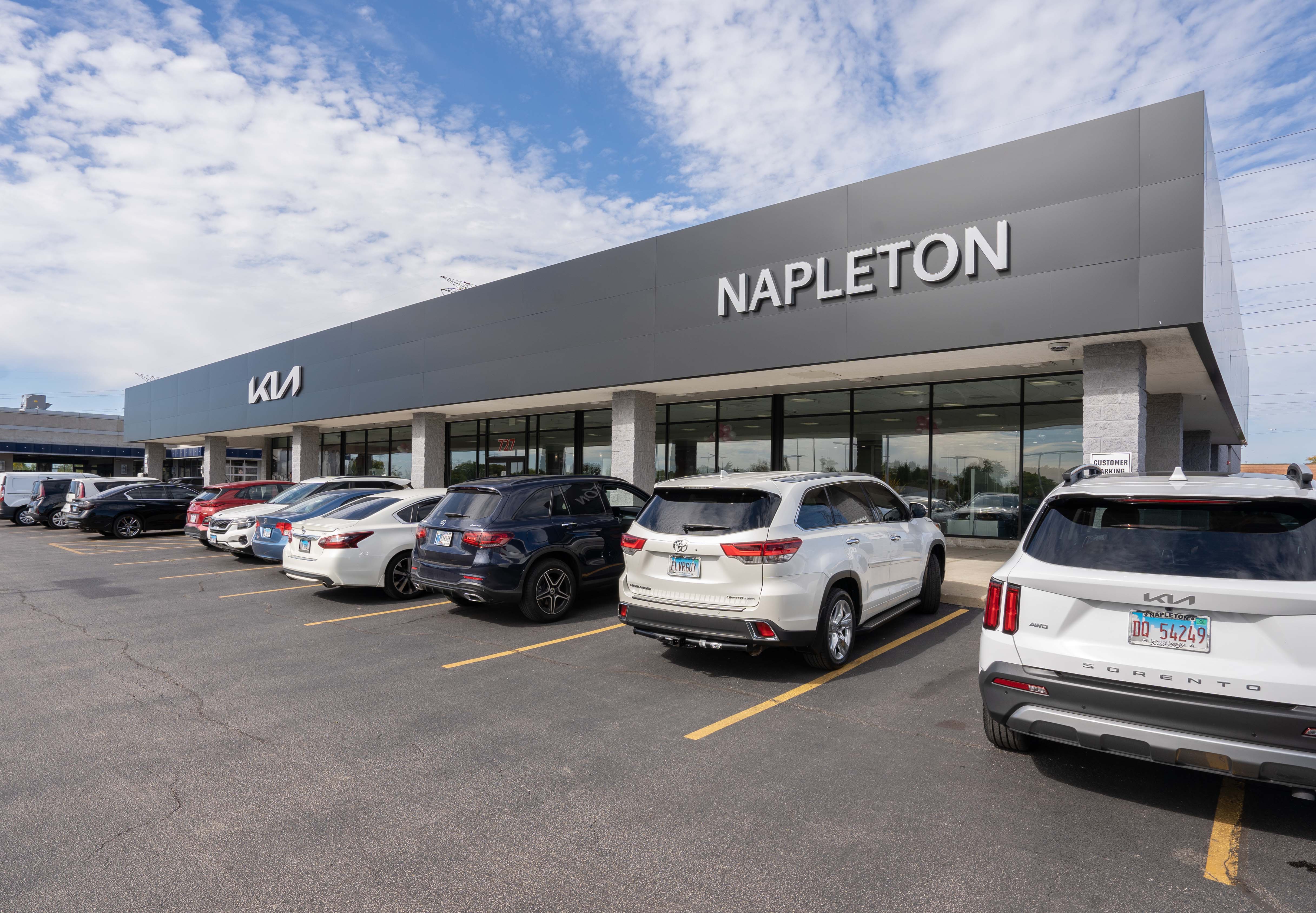 Napleton's Kia of Elmhurst in Elmhurst, IL 60126