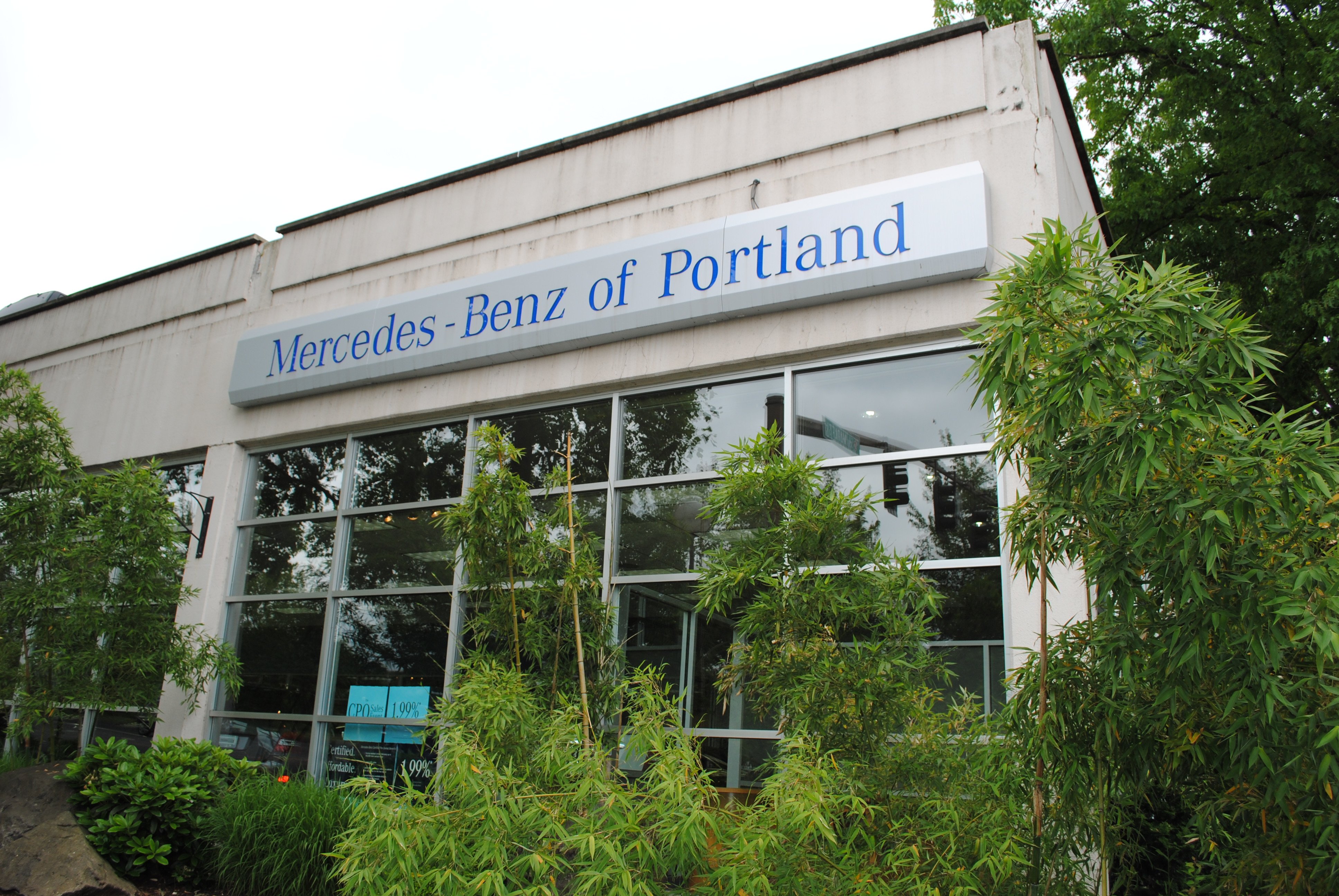 Mercedes-Benz of Portland in Portland, OR 97201