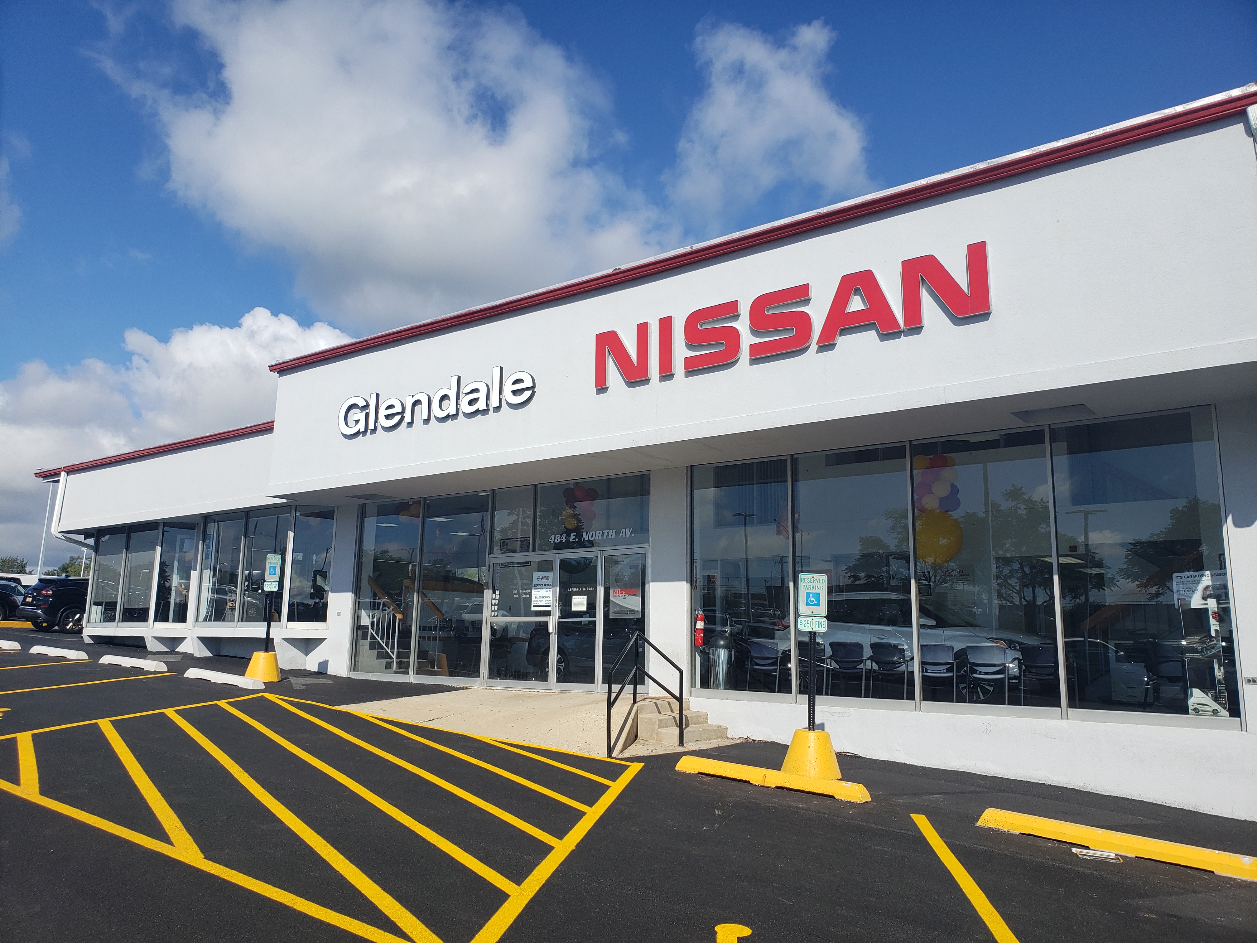 Glendale Nissan in Glendale Heights, IL 60139