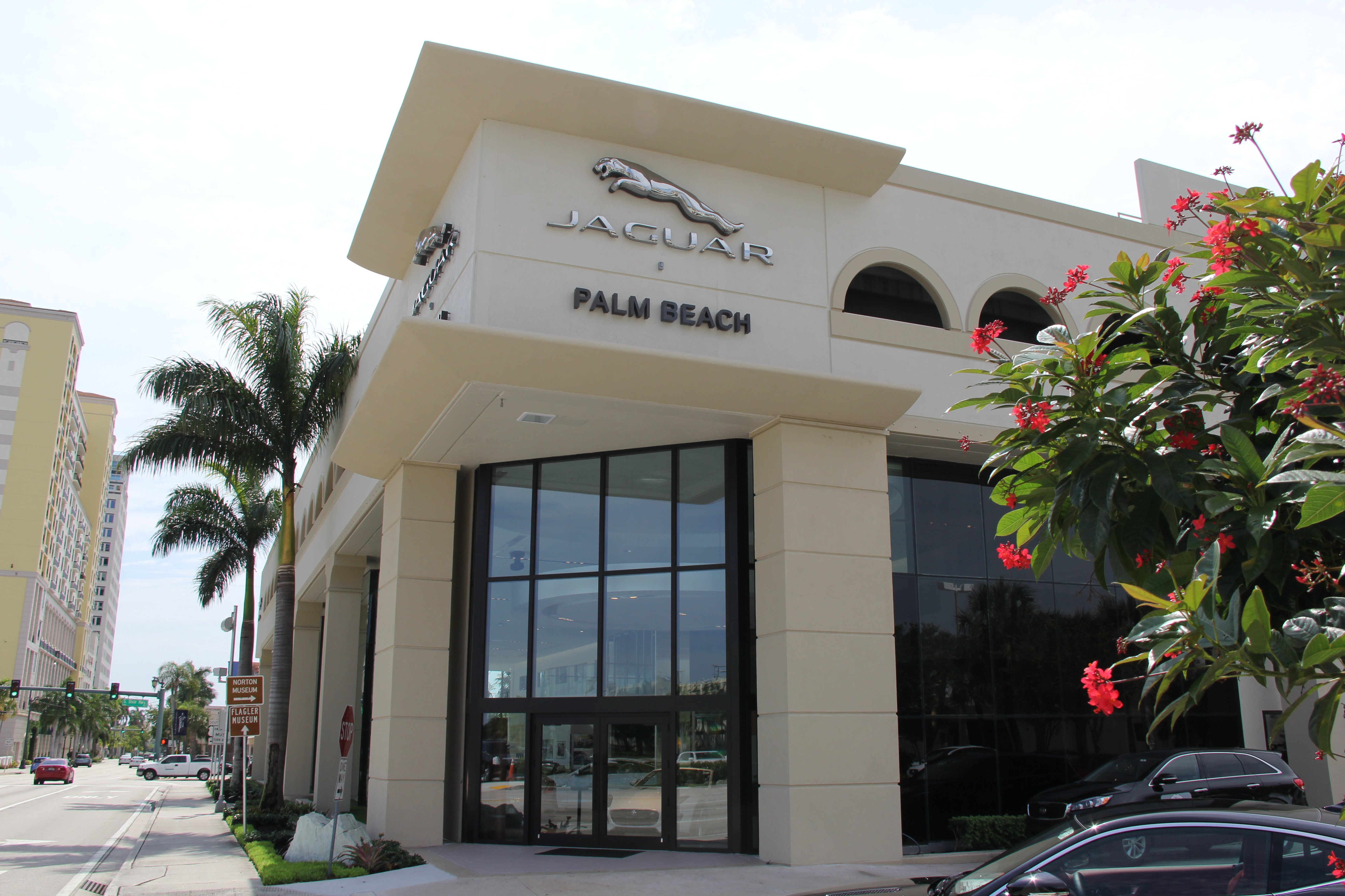 Jaguar McLaren Aston Martin Palm Beach in West Palm Beach, FL 33401
