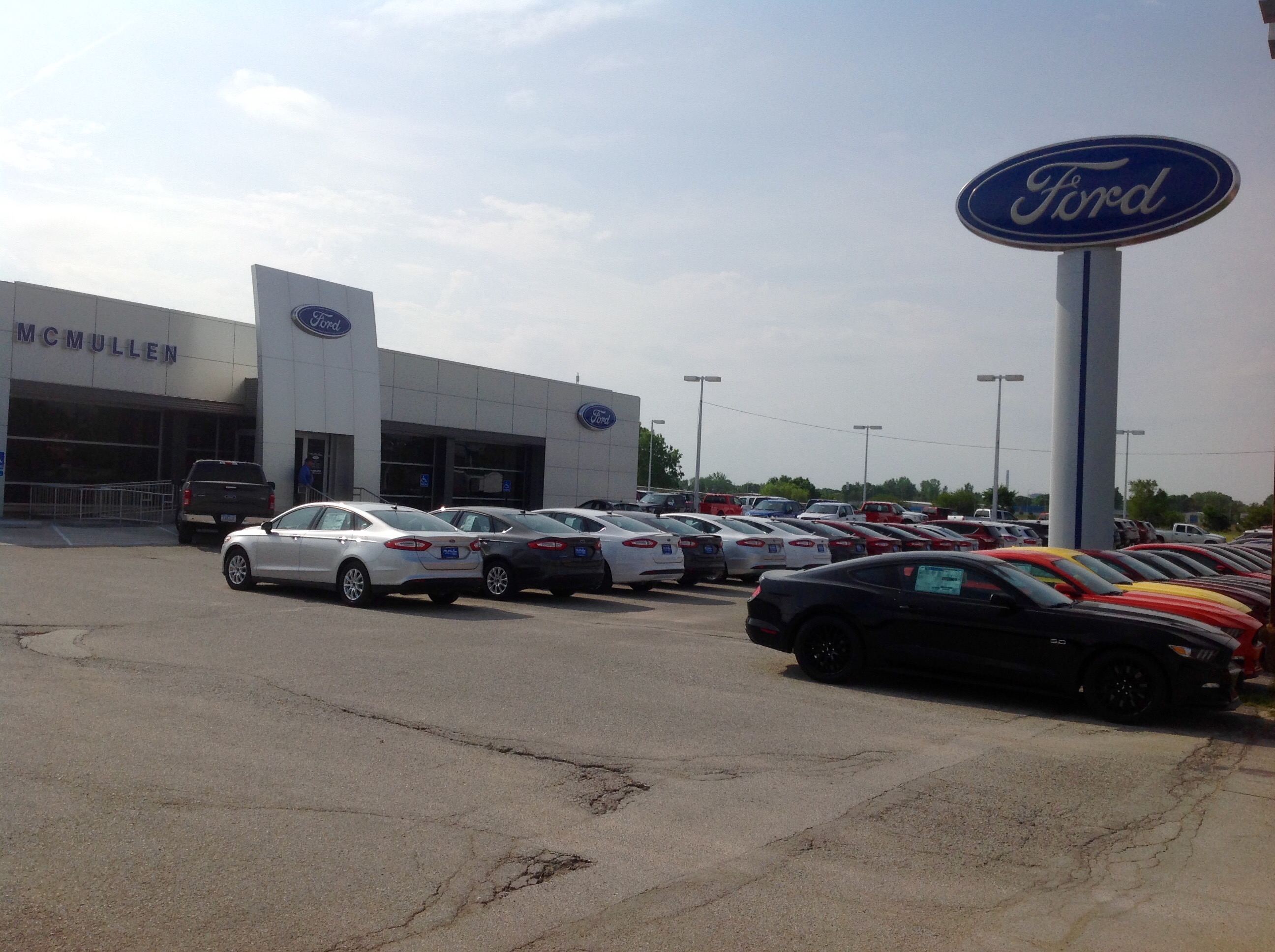 McMullen Ford in Council Bluffs, IA 51501