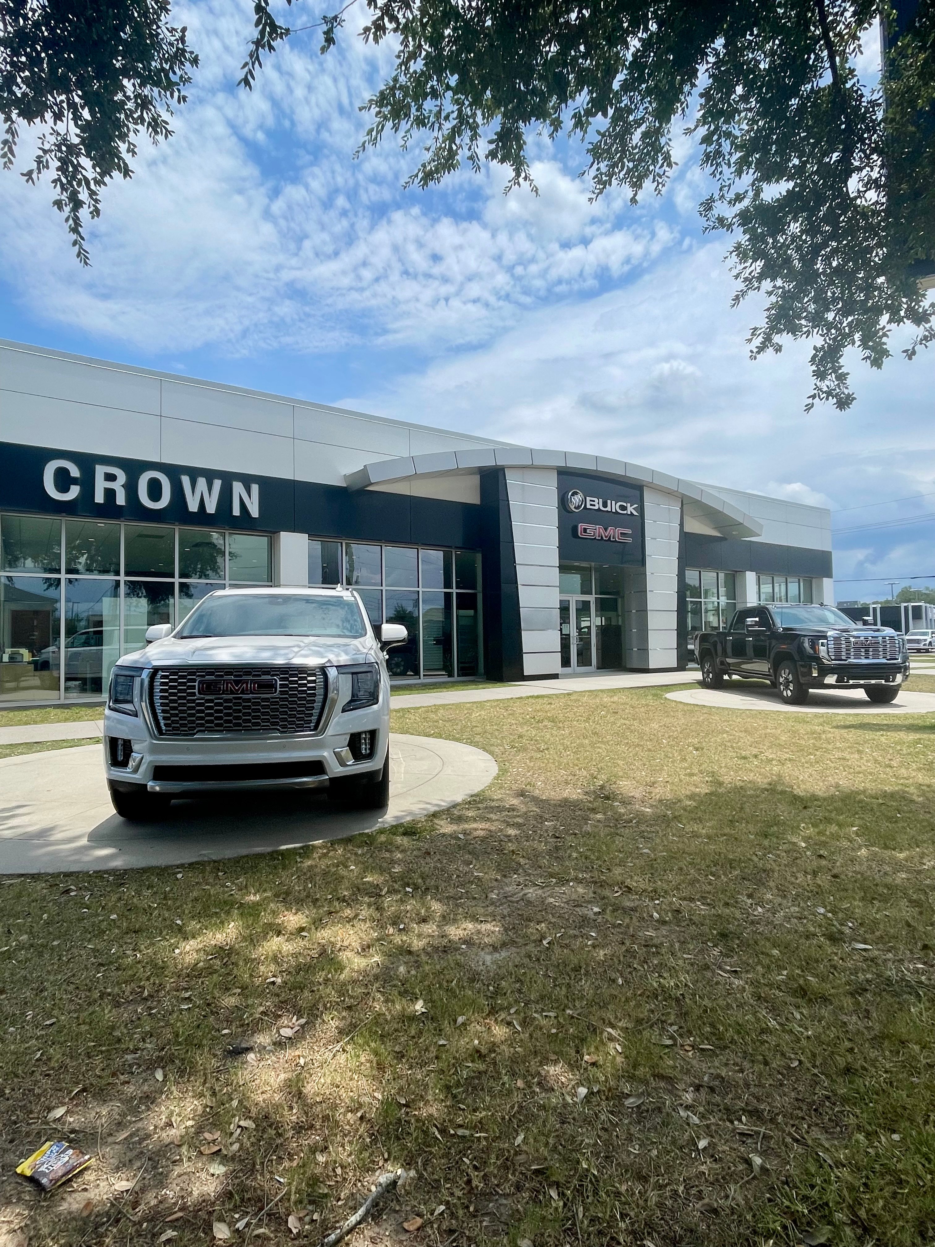 Crown Buick GMC in Metairie, LA 70001