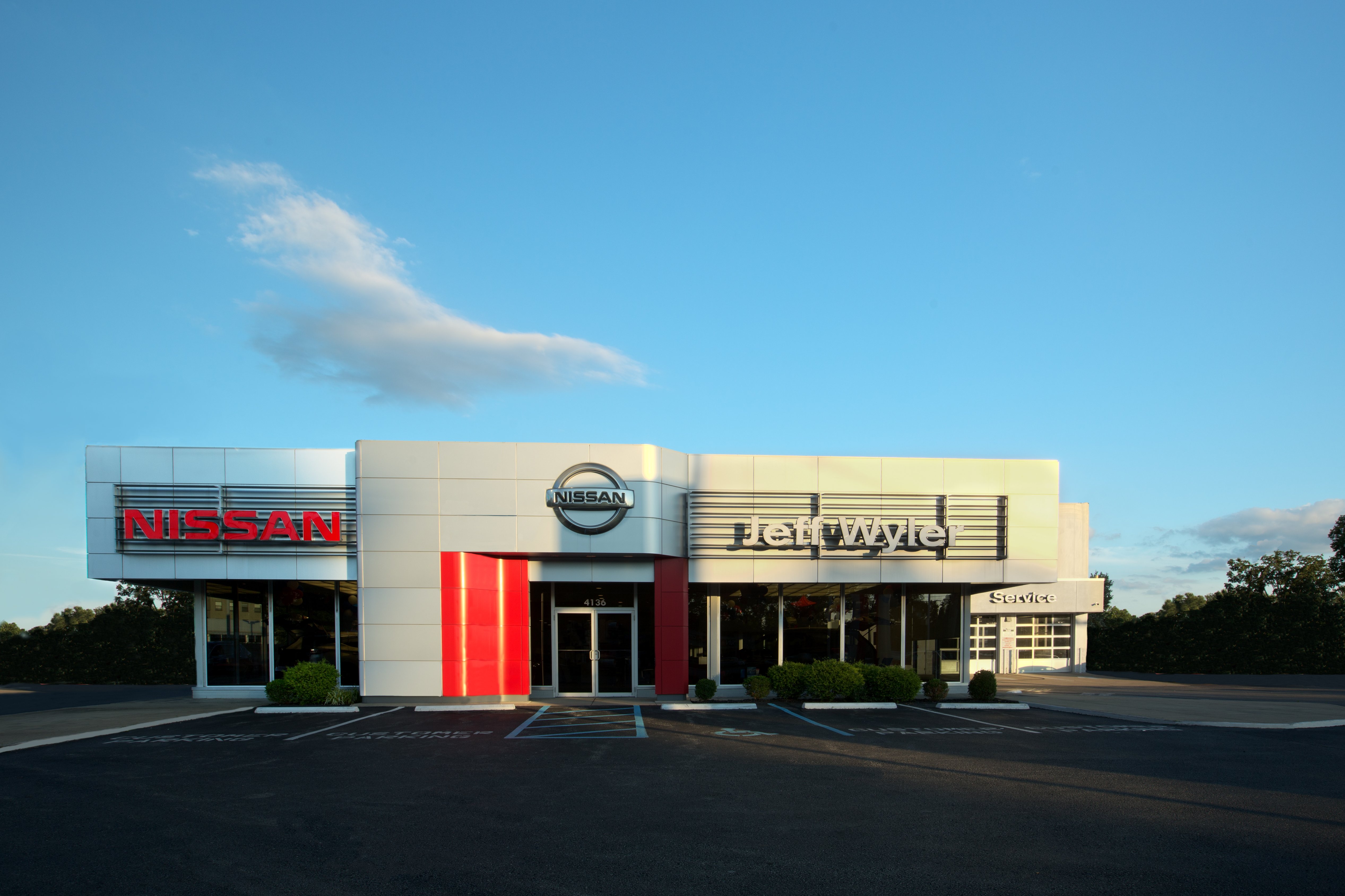 Jeff Wyler Nissan of Louisville in Louisville, KY 40207