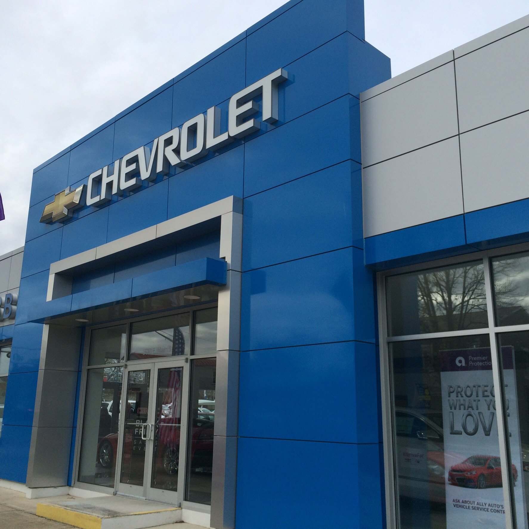 Larkin-Cobb Chevrolet GMC in Eaton, OH 45320