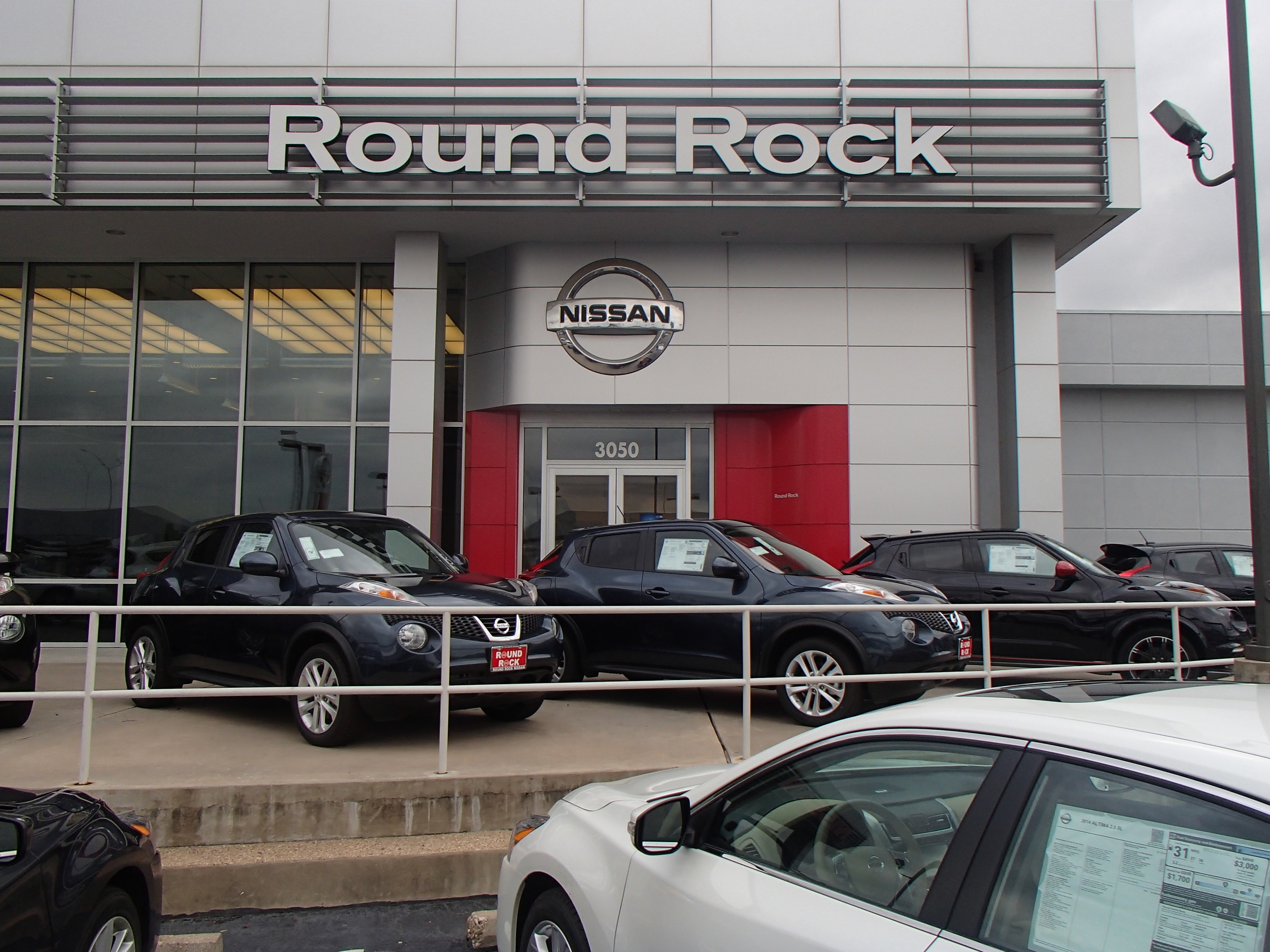Round Rock Nissan in Round Rock, TX 78681