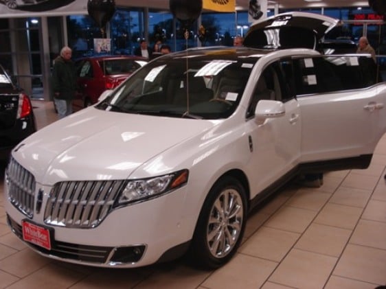 White Bear Lincoln in White Bear Lake, MN 55110