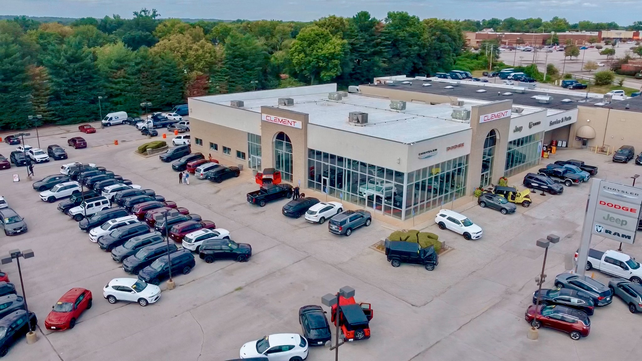 Clement Chrysler Dodge Jeep Ram Florissant in Florissant, MO 63033