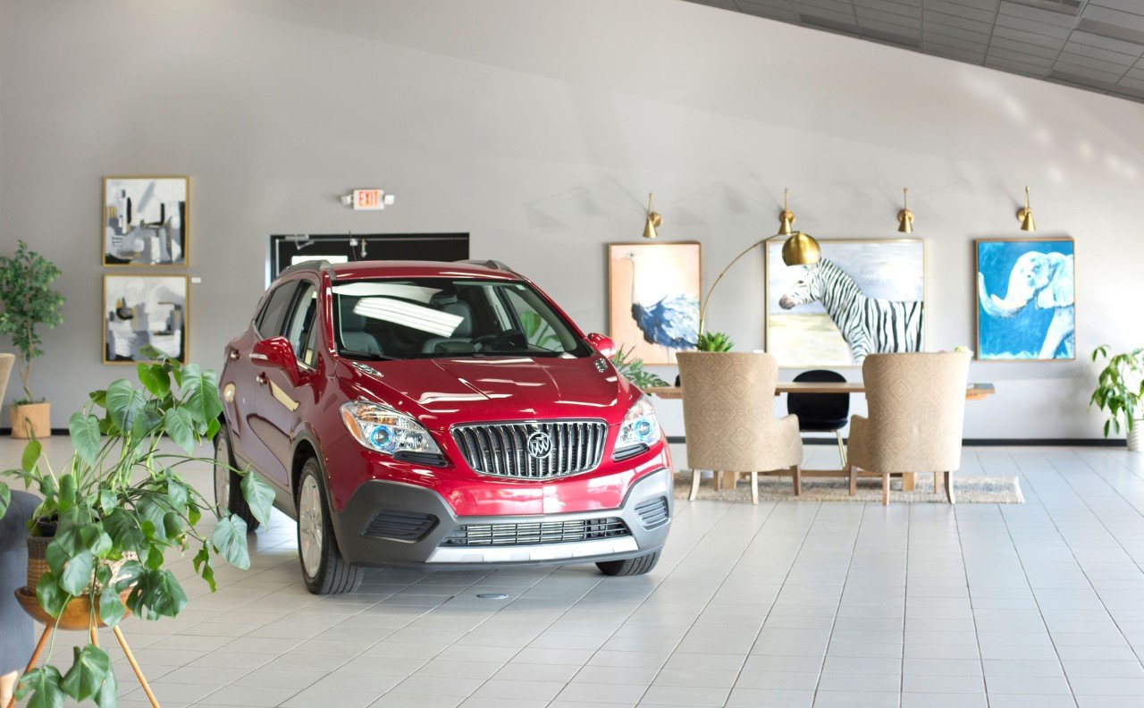 Comodo Motors in Caledonia, MI 49316