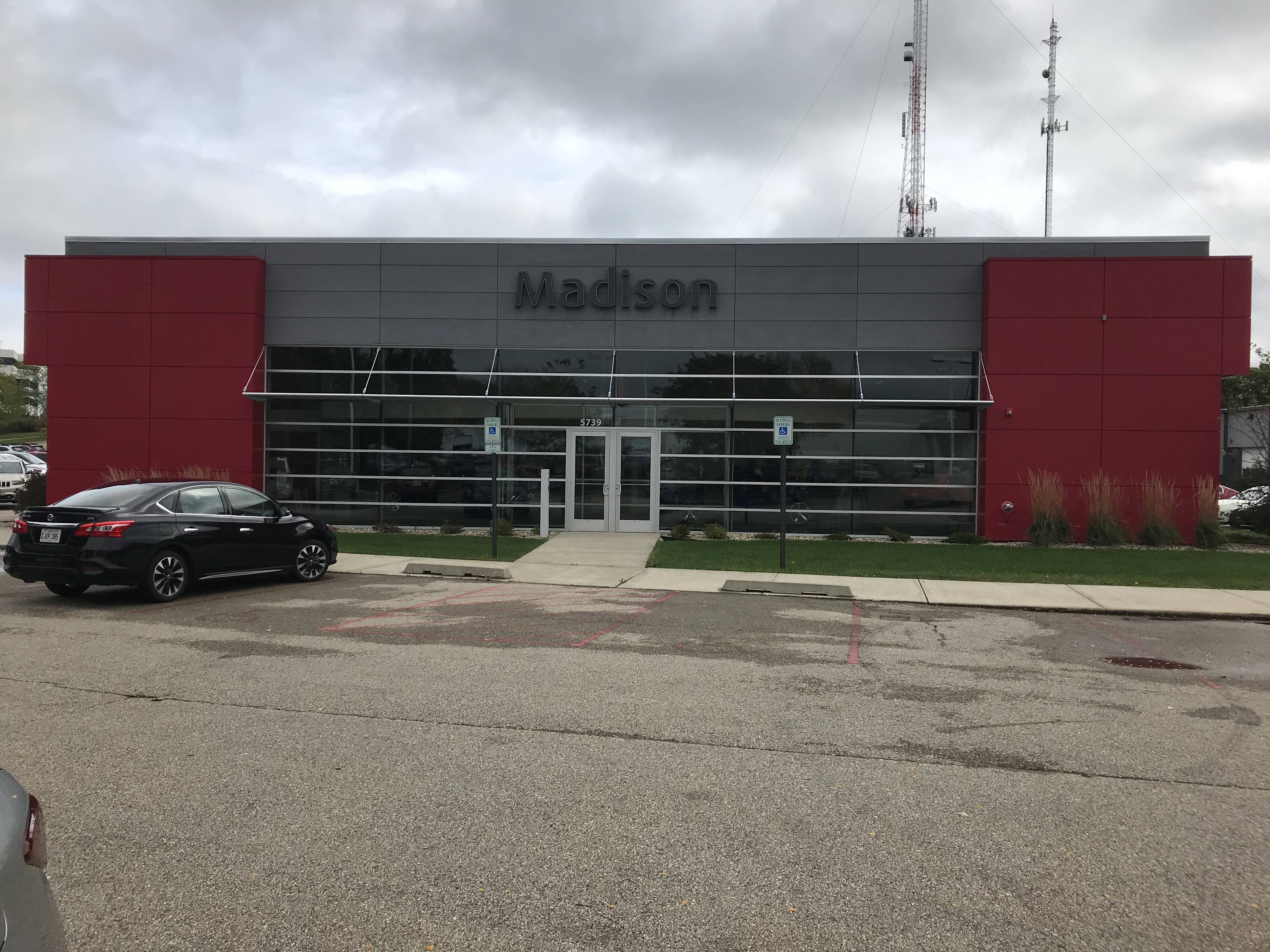 Don Miller Dodge Chrysler Jeep RAM in Madison, WI 53719