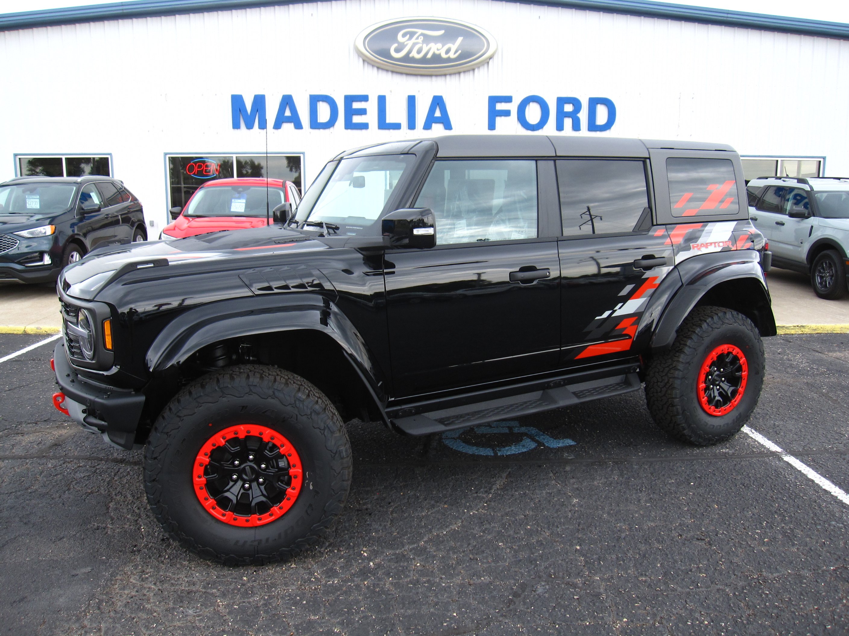 Madelia Ford in Madelia, MN 56062