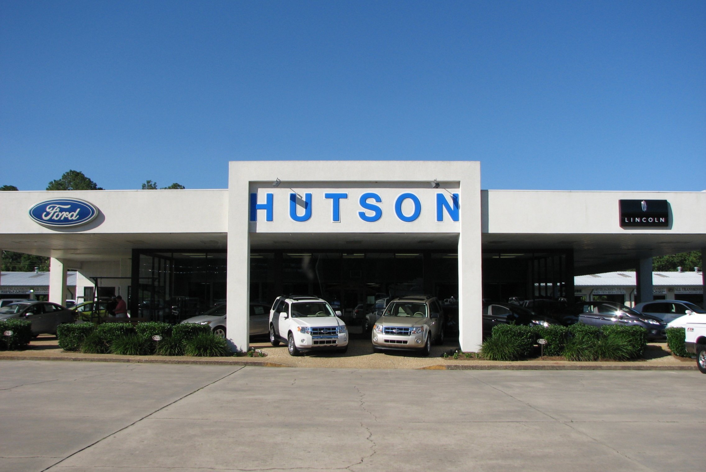 Robert Hutson Ford Lincoln Chrysler Dodge Jeep Ram in Moultrie, GA 31788