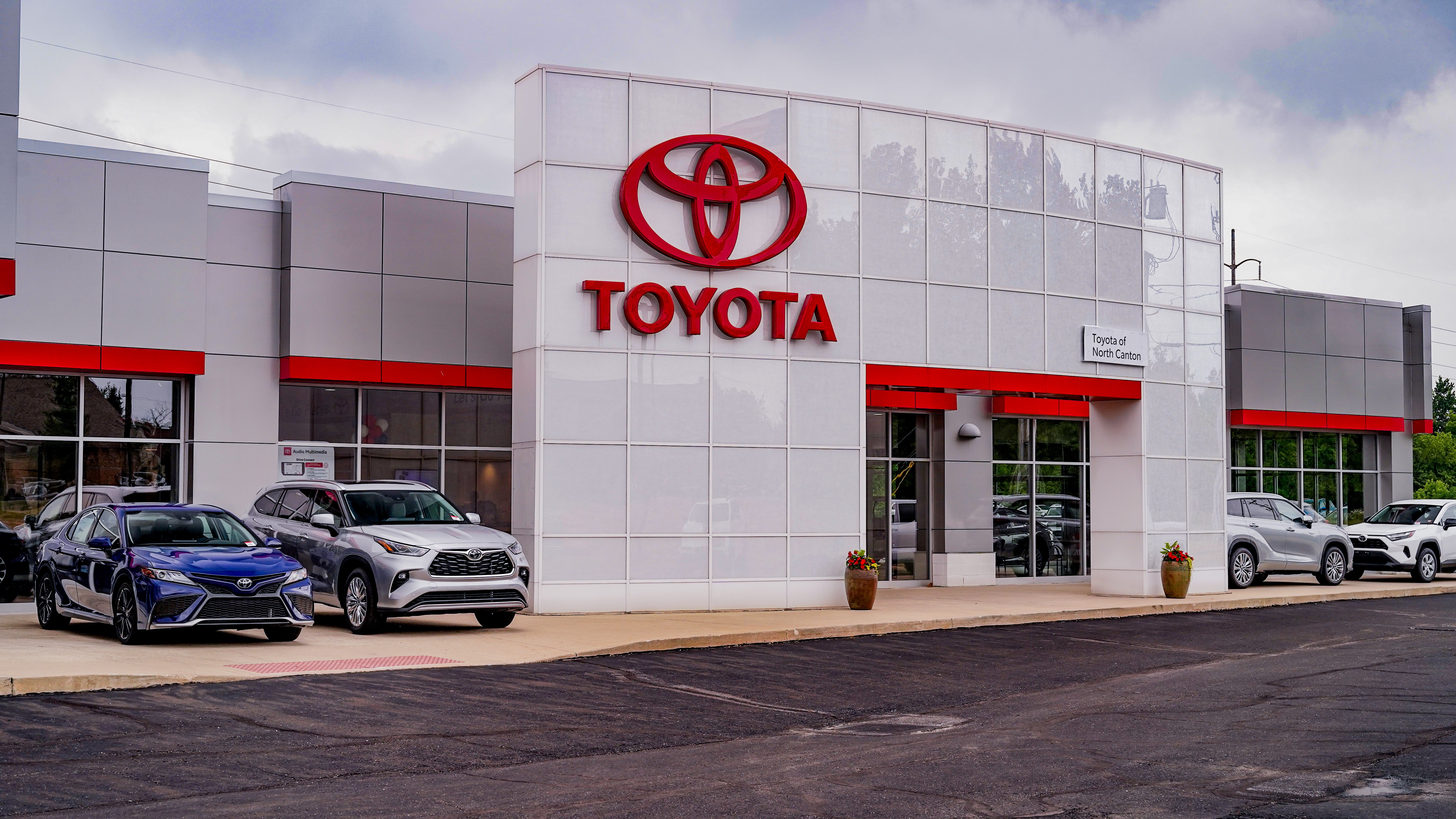 Toyota of North Canton in North Canton, OH 44720