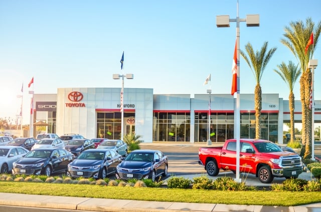 Freeway Toyota in Hanford, CA 93230
