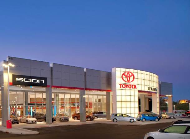 Joe Machens Toyota in Columbia, MO 65202