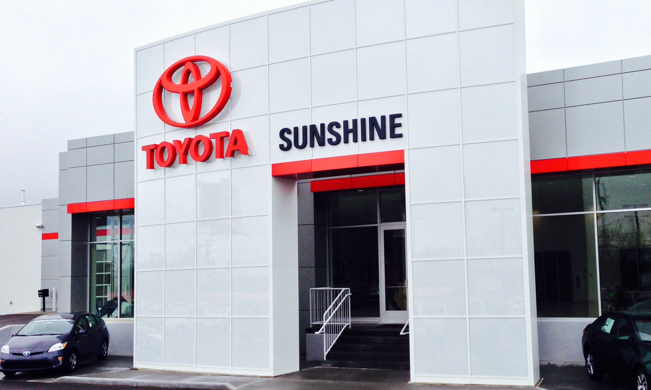 Sunshine Toyota in Springfield, MI 49037