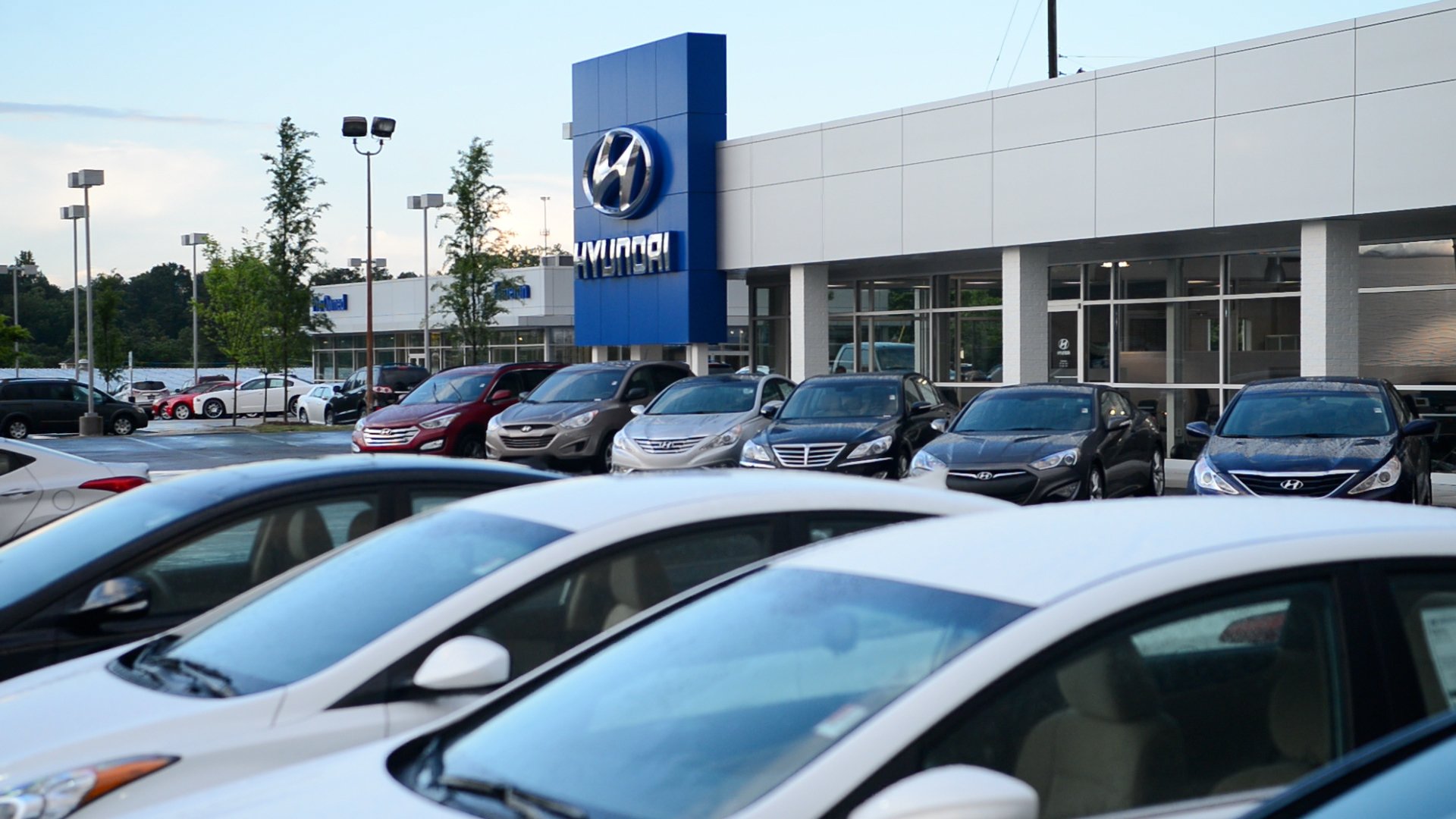 Tameron Hyundai in Hoover, AL 35216
