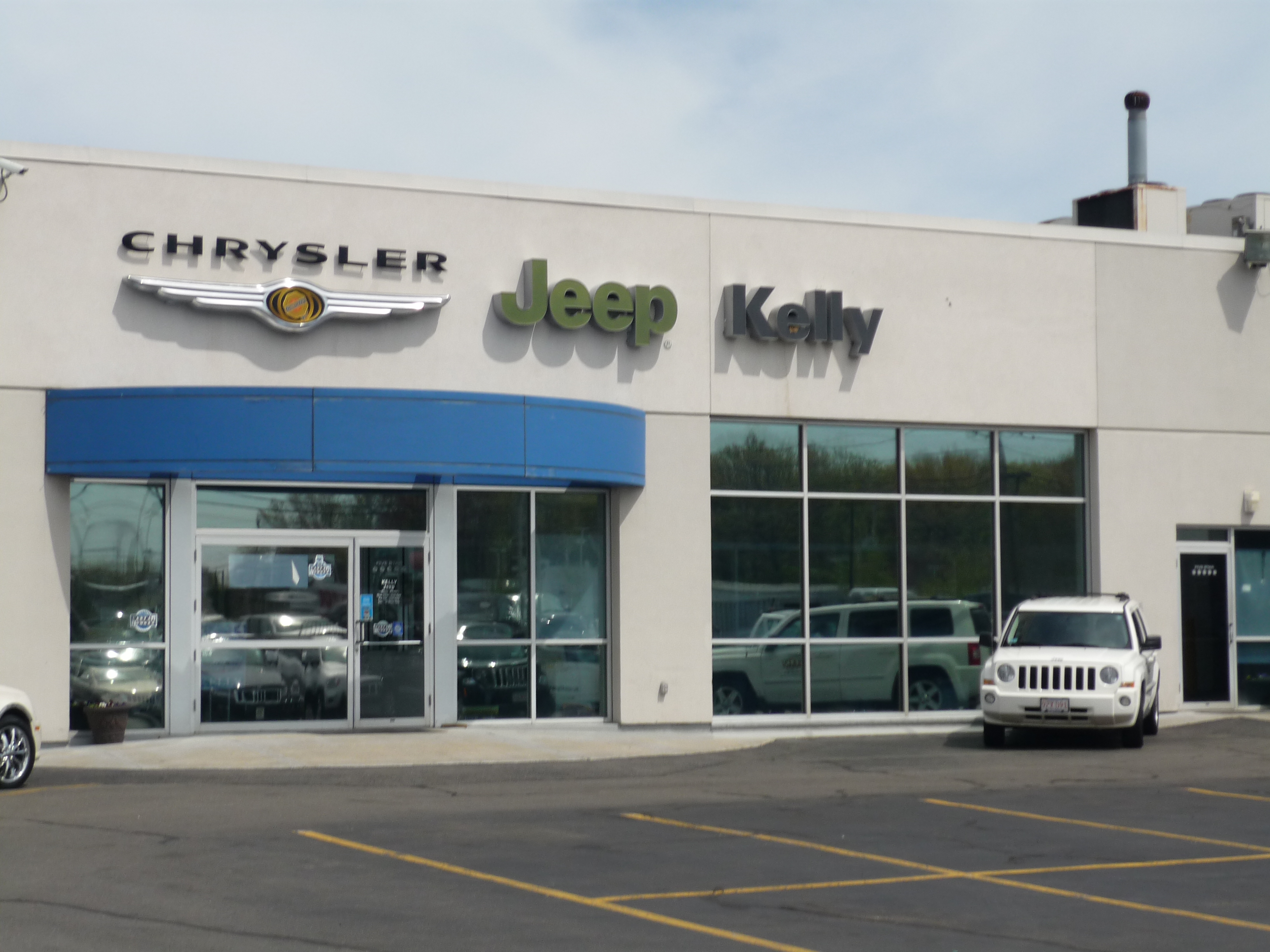 Kelly Jeep Chrysler in Lynnfield, MA 01940
