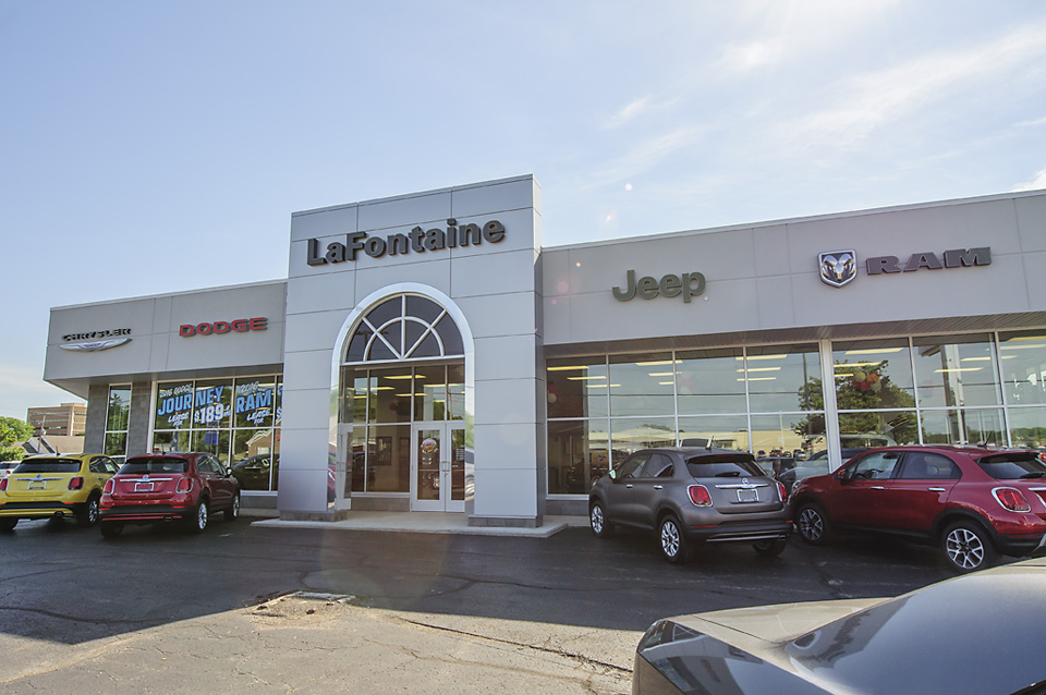 LaFontaine Chrysler Dodge Jeep RAM FIAT of Lansing in Lansing, MI 48911