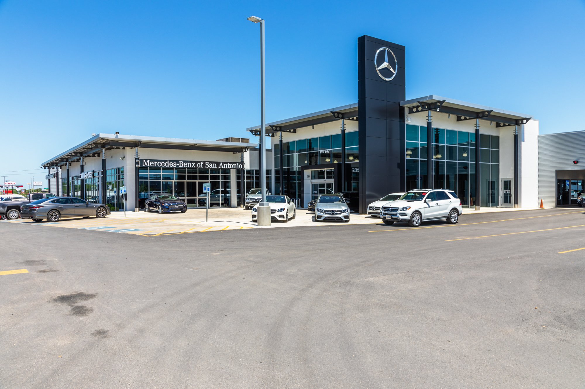 Mercedes-Benz of San Antonio in San Antonio, TX 78216