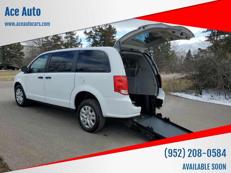 2019 Dodge grand caravan White, 35K miles for Sale