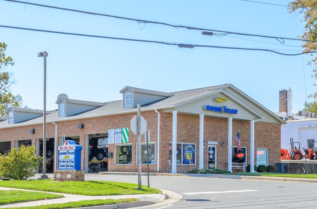Hogan & Sons Tire & Auto #6006 | Purcellville, VA 20132