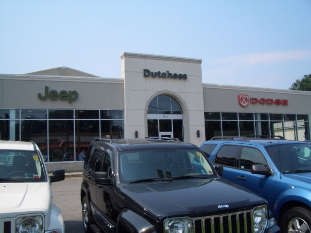 Dutchess Dodge Chrysler Jeep in Poughkeepsie, NY 12601