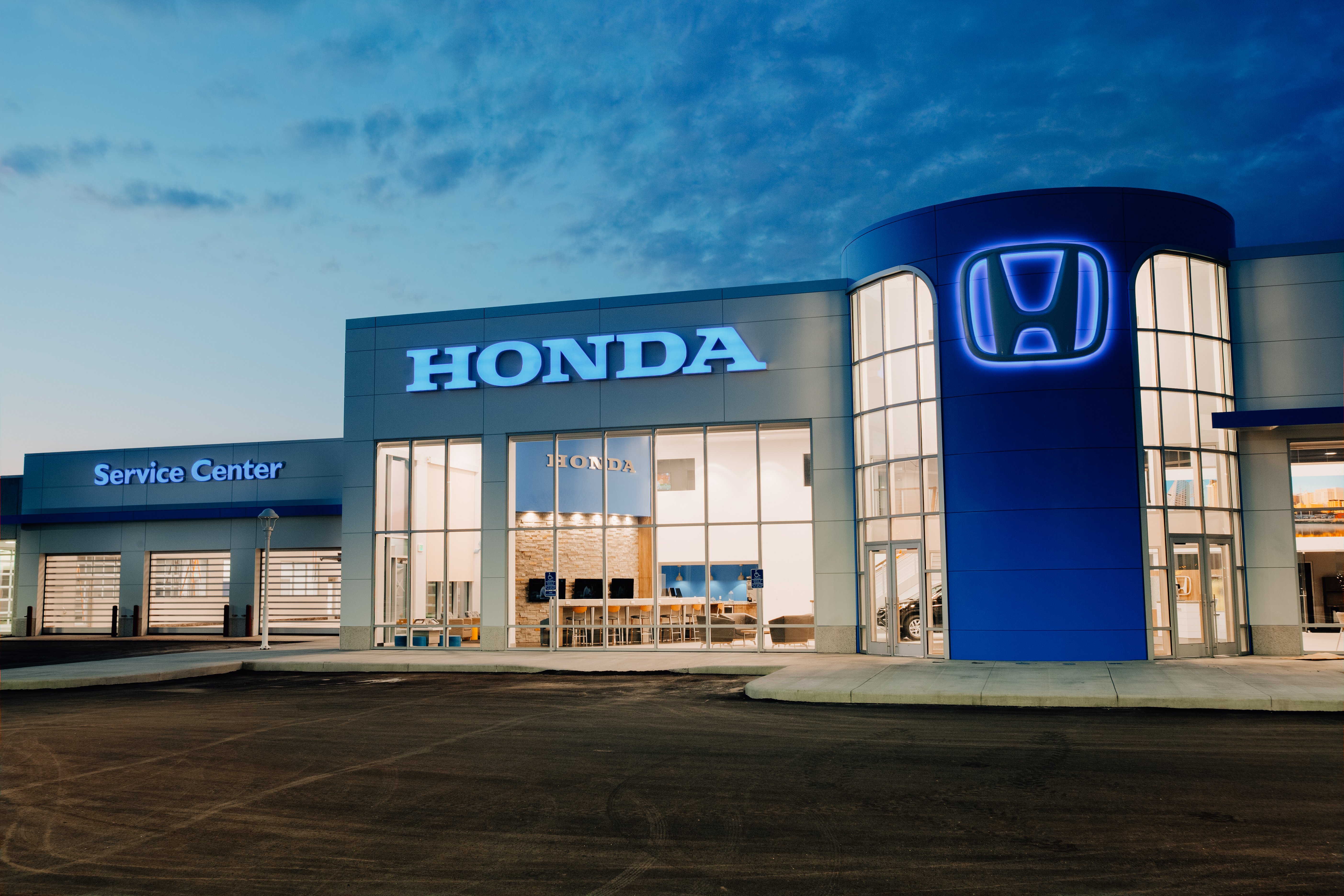 Tom Kadlec Honda in Rochester, MN 55901