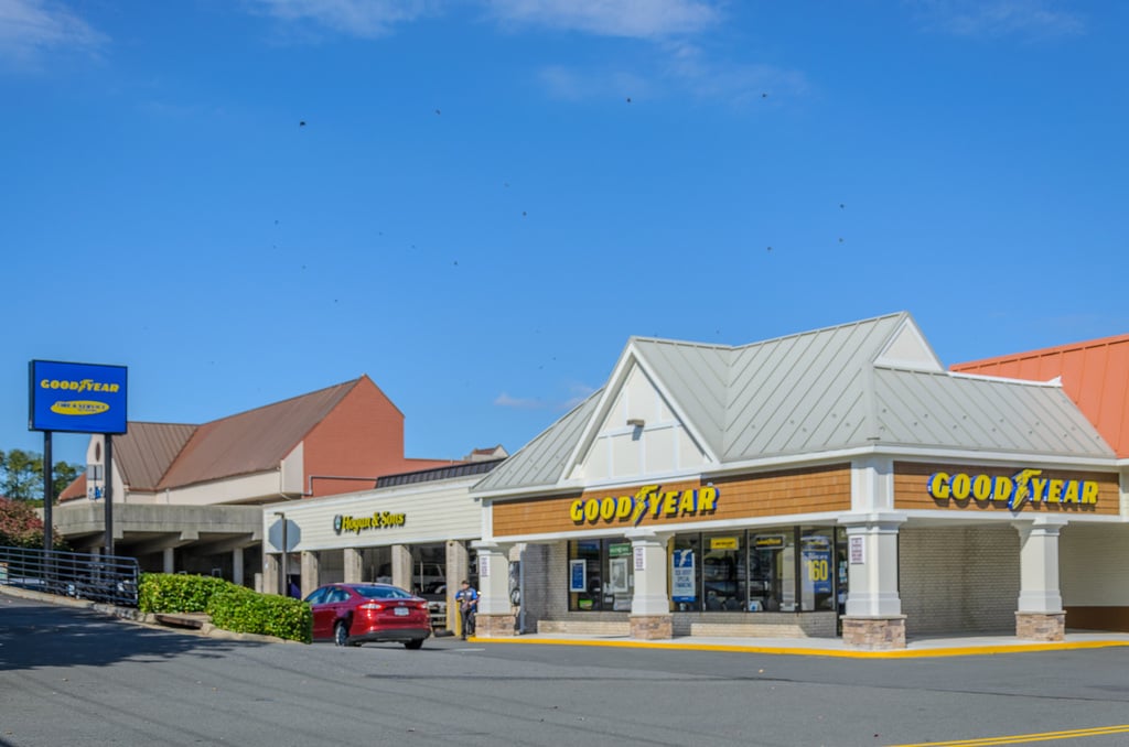 Hogan & Sons Tire & Auto #6002 | Fairfax, VA 22031