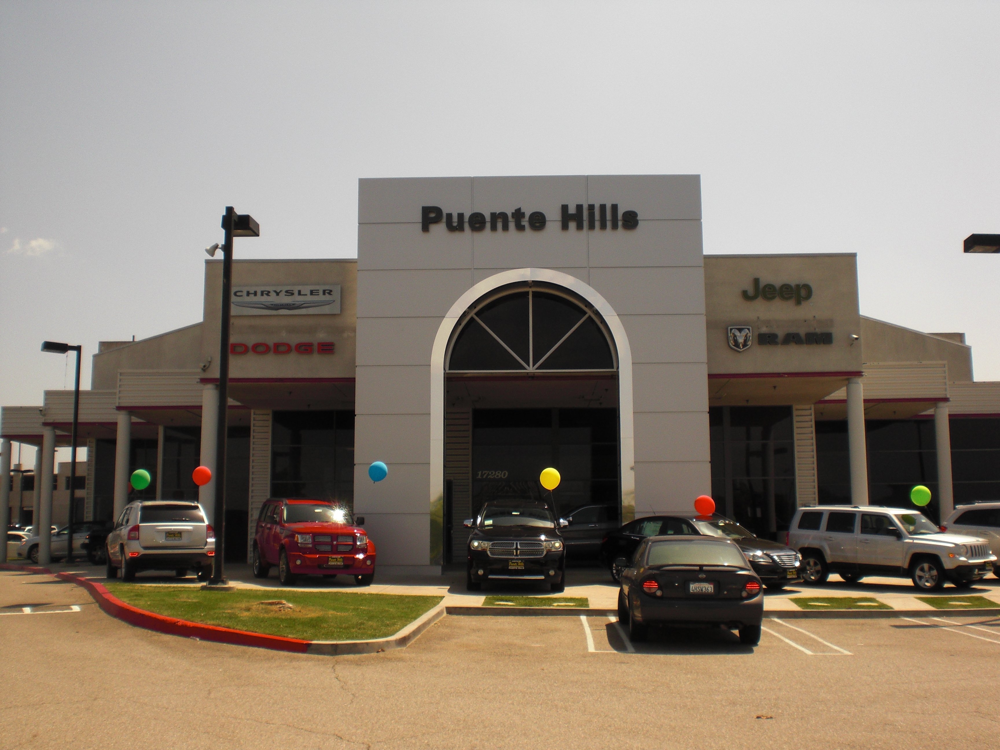 Puente Hills Chrysler Jeep Dodge in San Gabriel, CA 91748