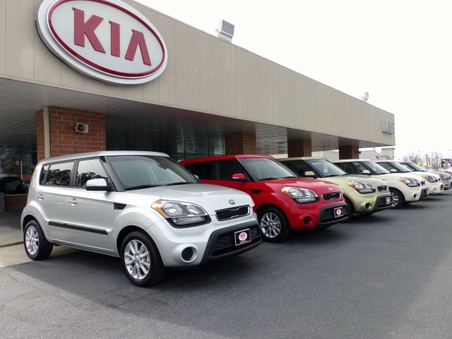 Lee KIA of Greenville in Greenville, NC 27834
