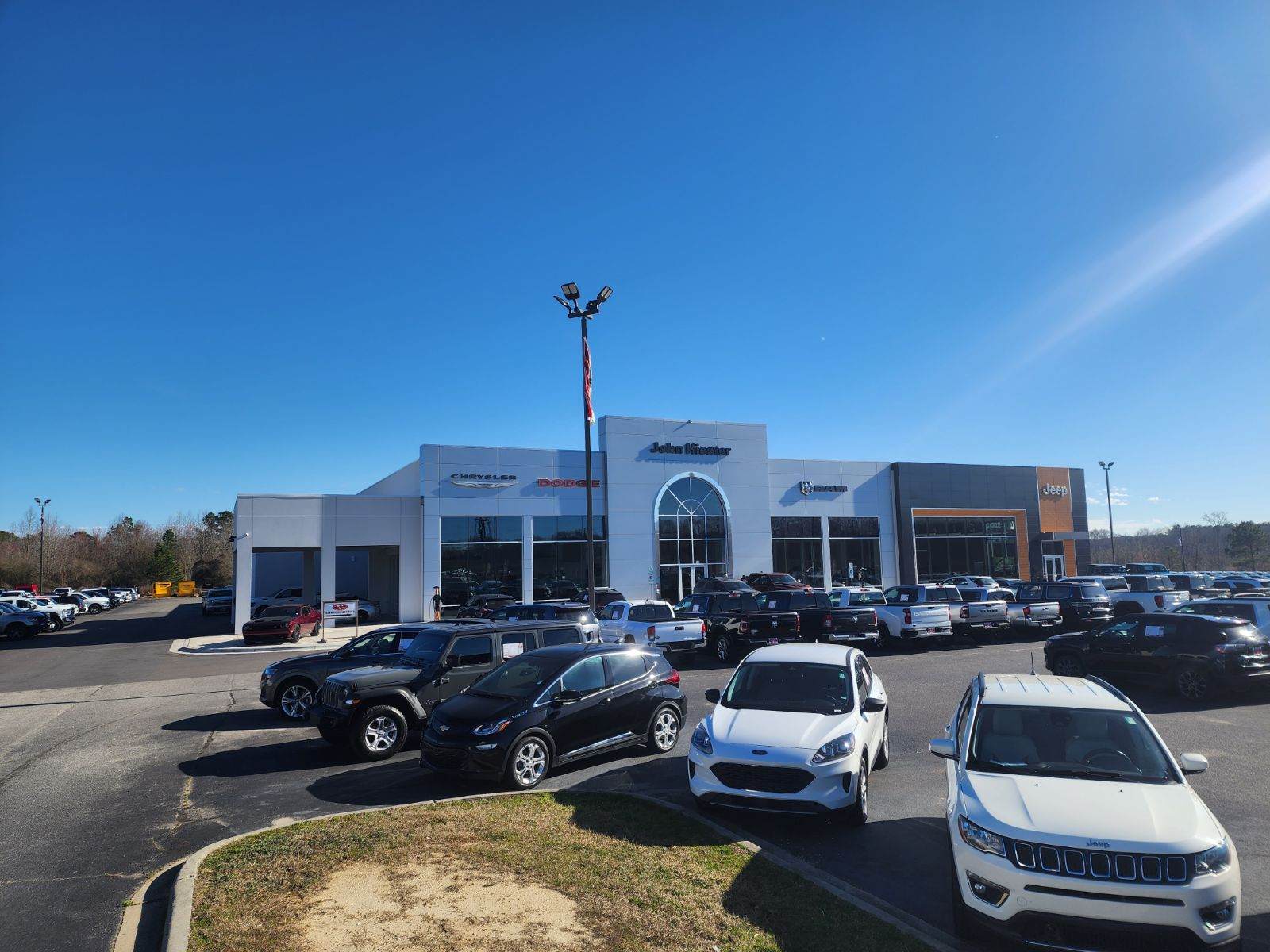 John Hiester Chrysler Dodge Jeep in Lillington, NC 27546