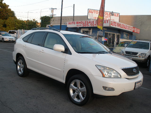 Auto Wholesale Outlet in North Hollywood, CA 91606