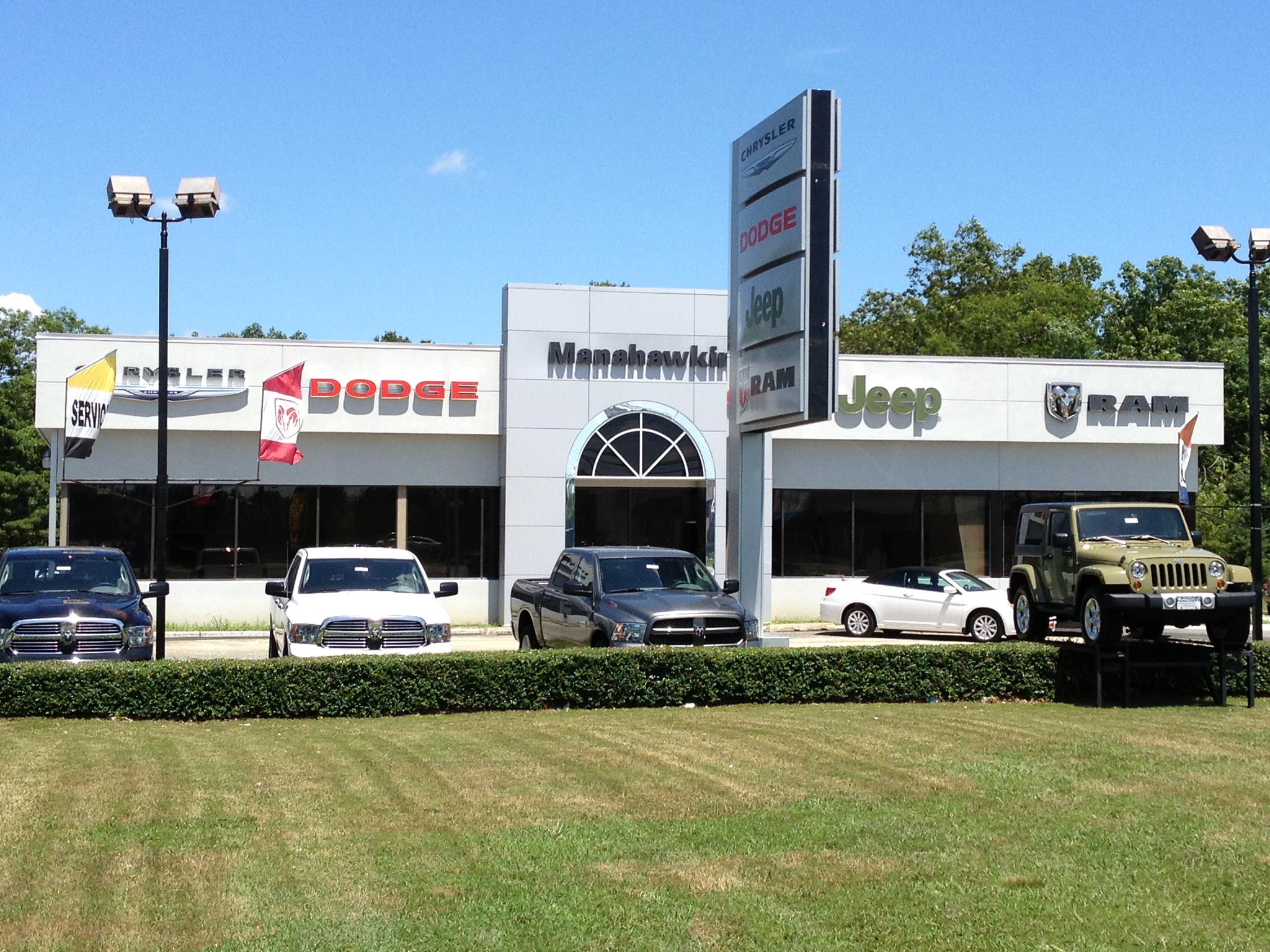 MANAHAWKIN CHRYSLER JEEP DODGE RAM in Manahawkin, NJ 08050