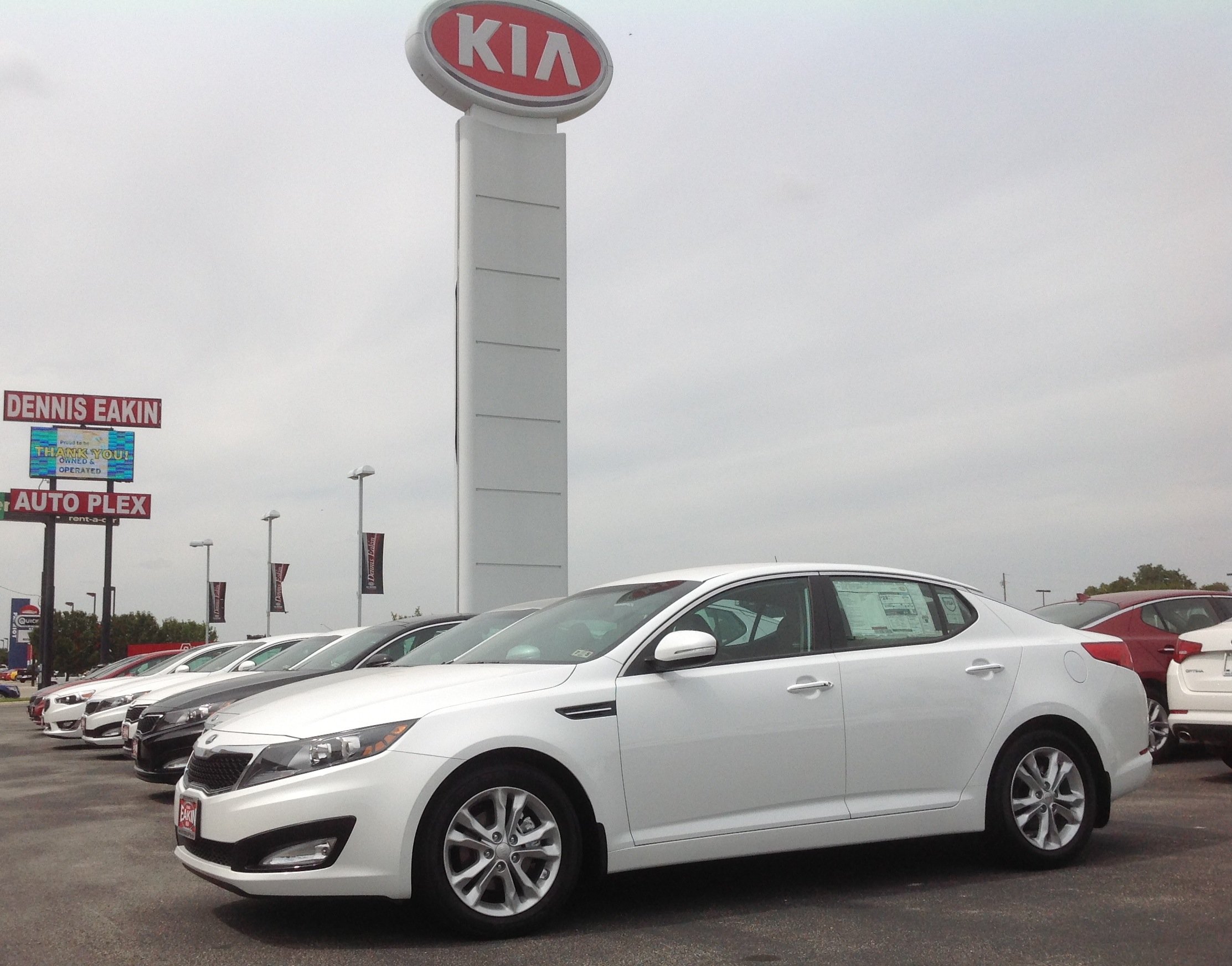 Dennis Eakin Kia in Killeen, TX 76542