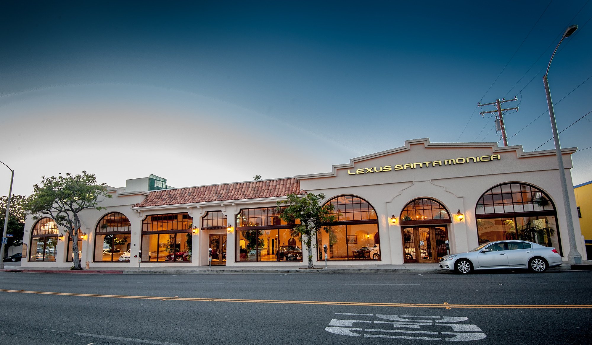 Lexus Santa Monica in Santa Monica, CA 90401