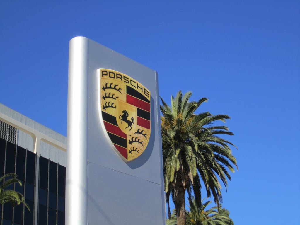 Beverly Hills Porsche in Los Angeles, CA 90025