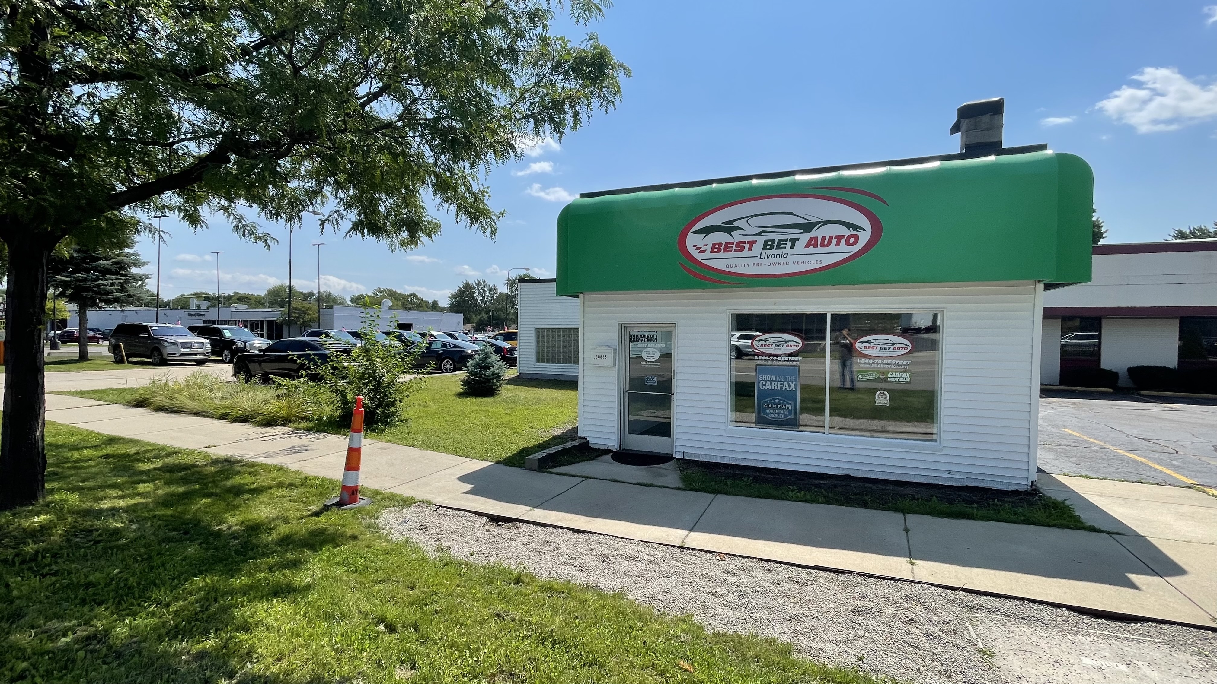 Zein Motors in Garden, MI 48135