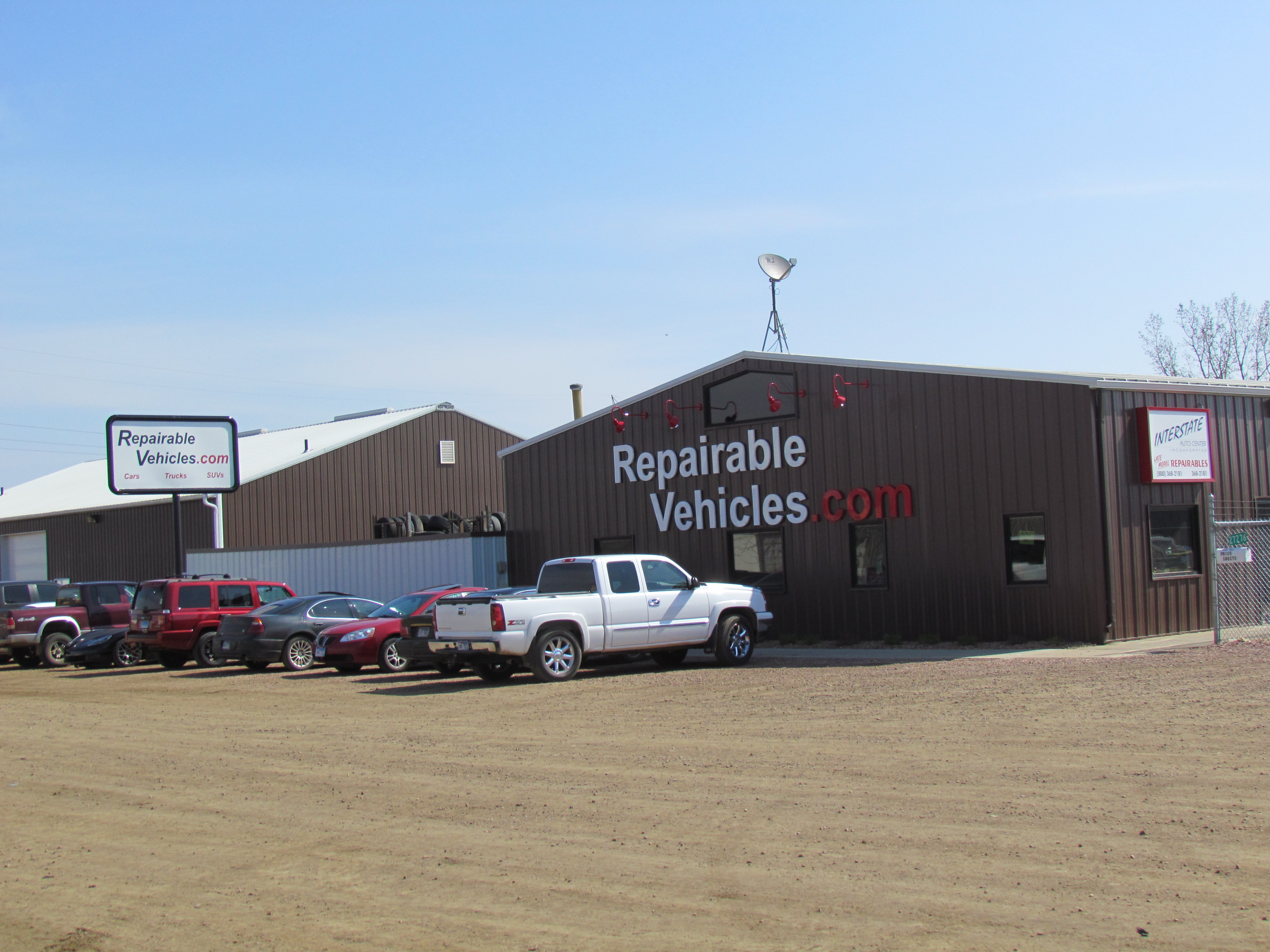 Interstate Auto Center, Inc in Harrisburg, SD 57032