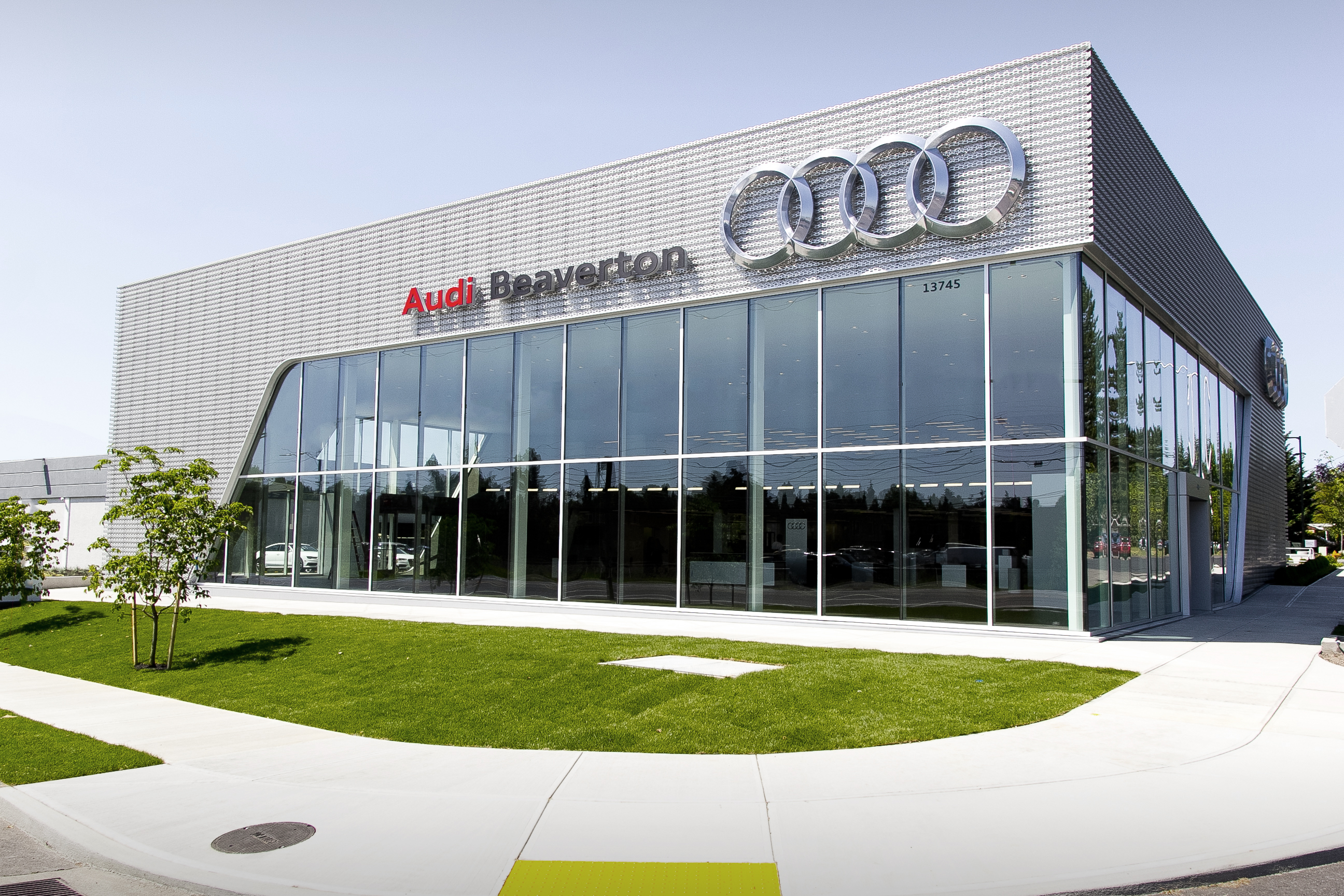 Audi Beaverton in Beaverton, OR 97005