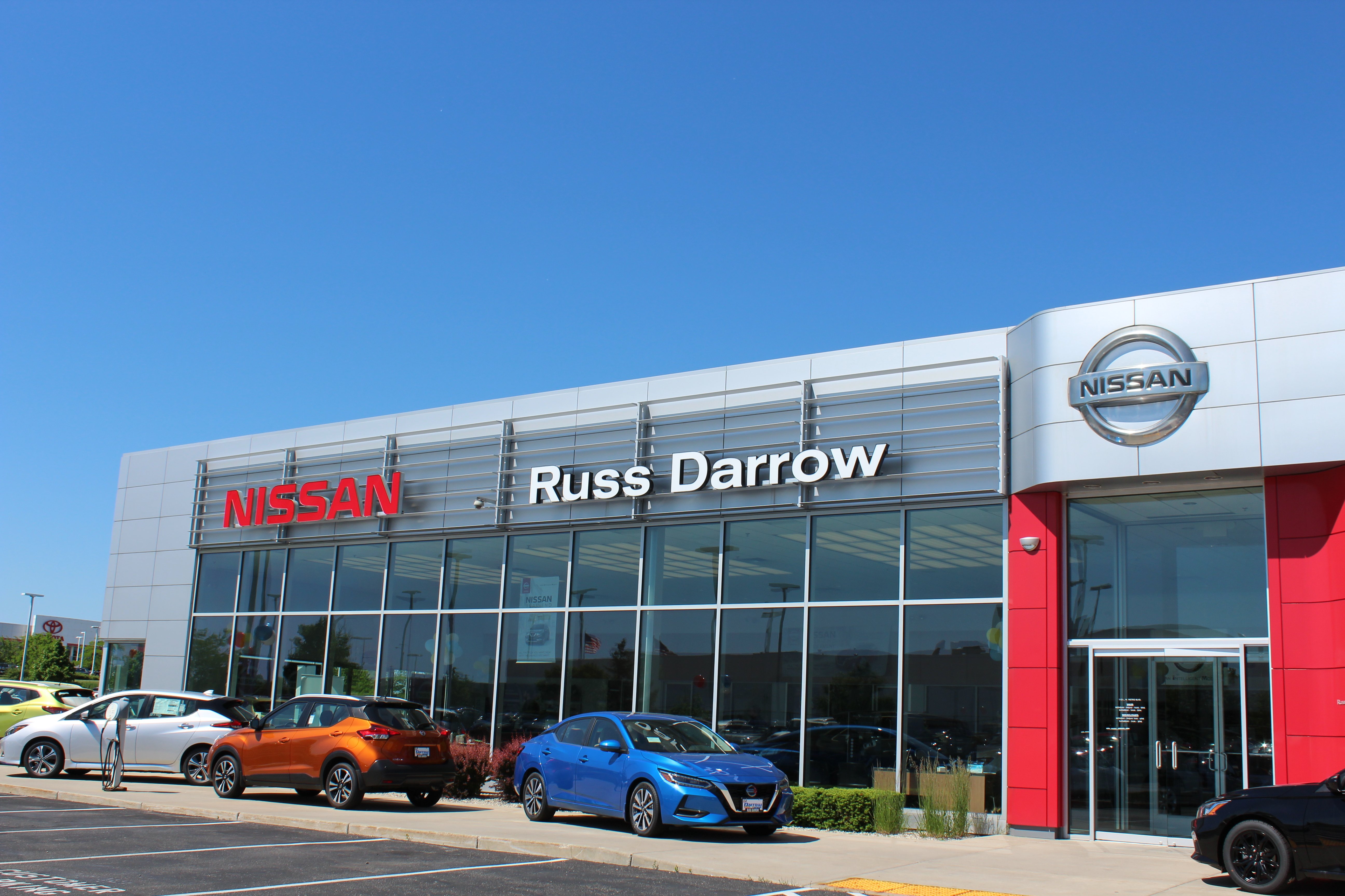 Russ Darrow Nissan of Milwaukee in Milwaukee, WI 53224