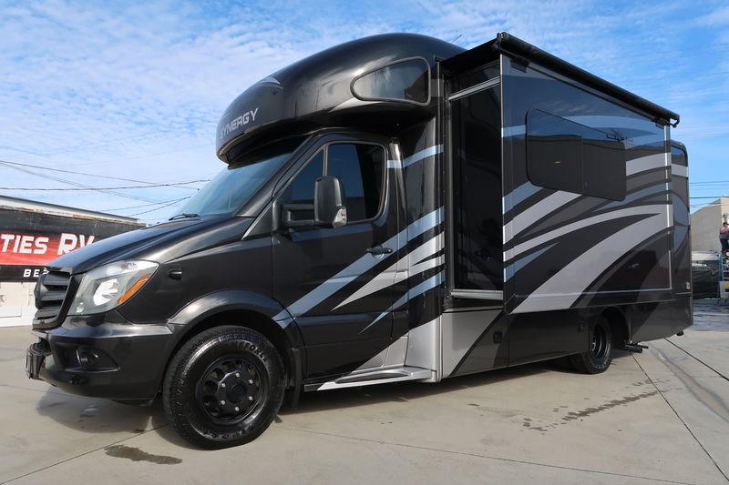 2018 Thor Motor Coach Synergy Sprinter 24SJ 25ft for Sale