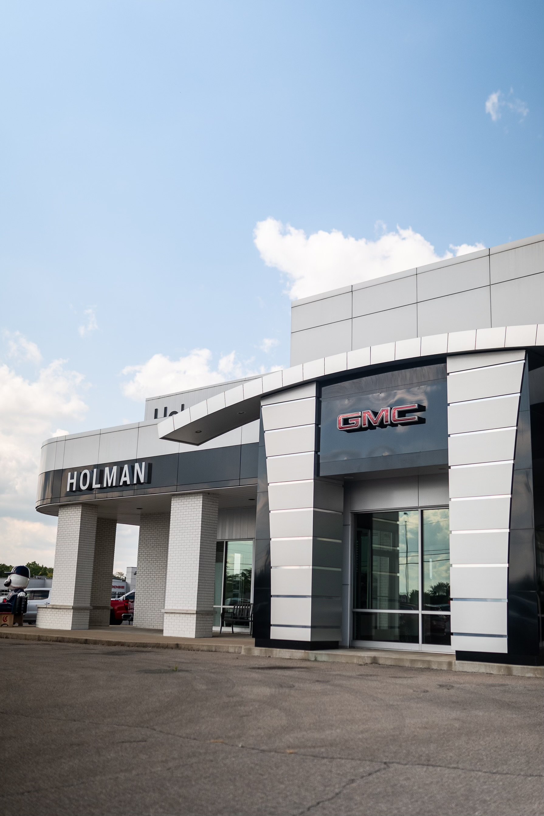 Holman Motors Inc. in Batavia, OH 45103