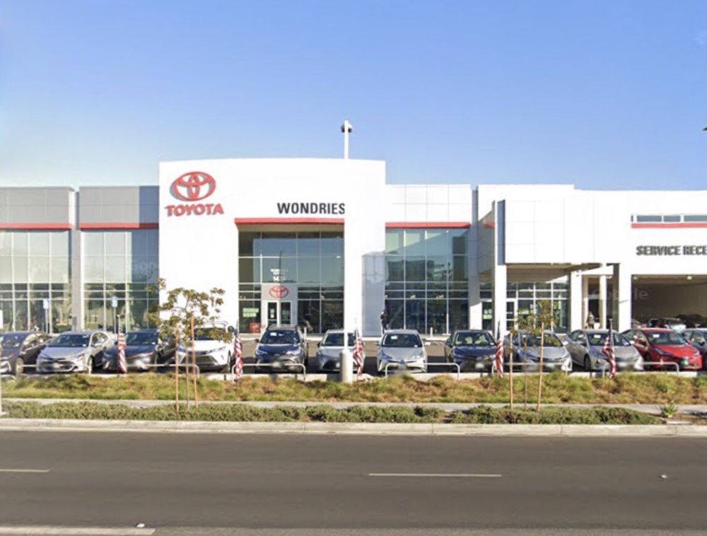 Wondries Toyota in Alhambra, CA 91801