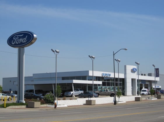 Bob Maxey Ford in Detroit, MI 48207