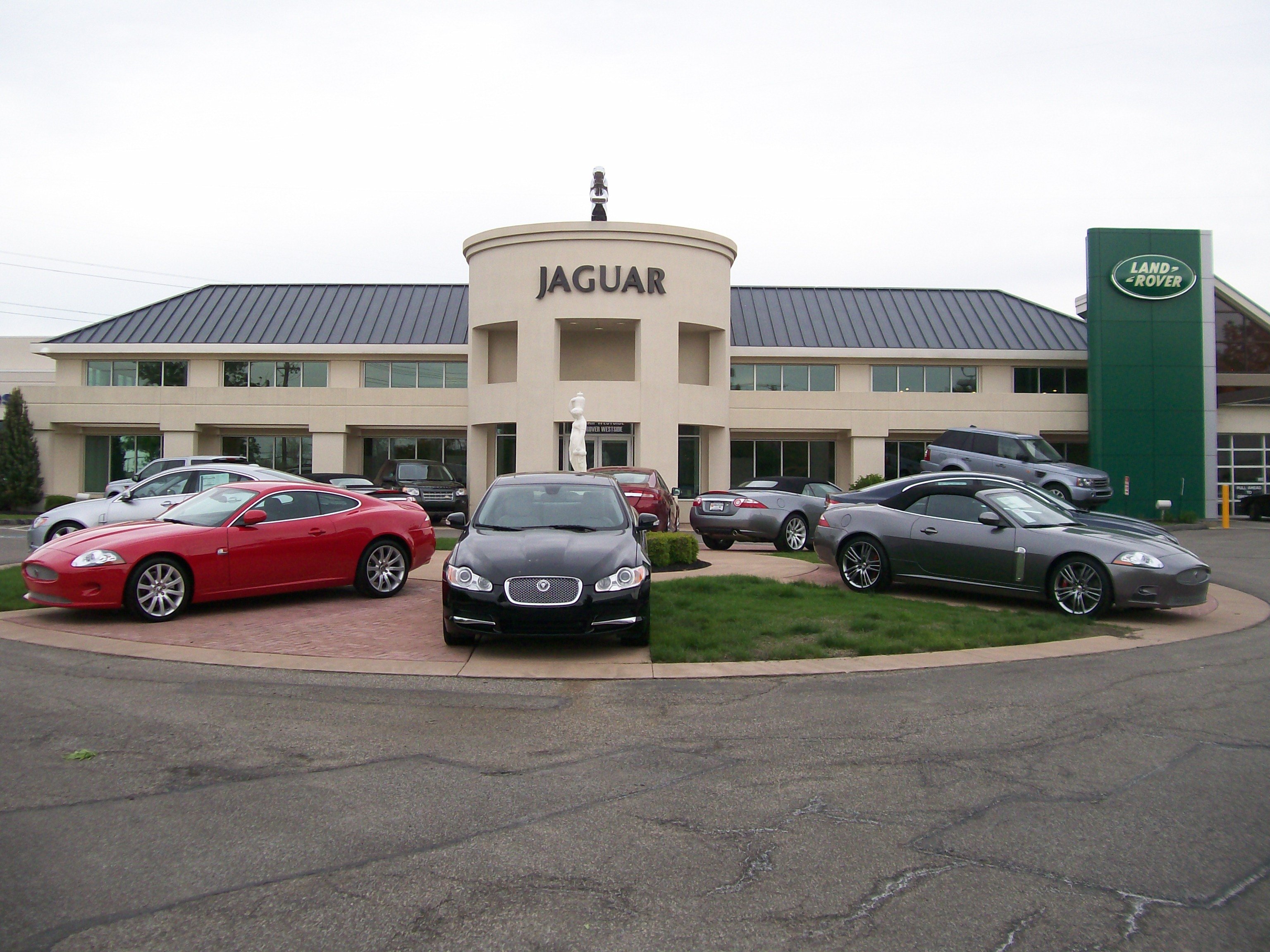 Montrose Westside Auto Campus in Cleveland, OH 44129