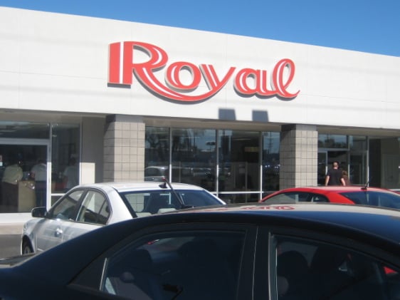 Royal Kia in Tucson, AZ 85712
